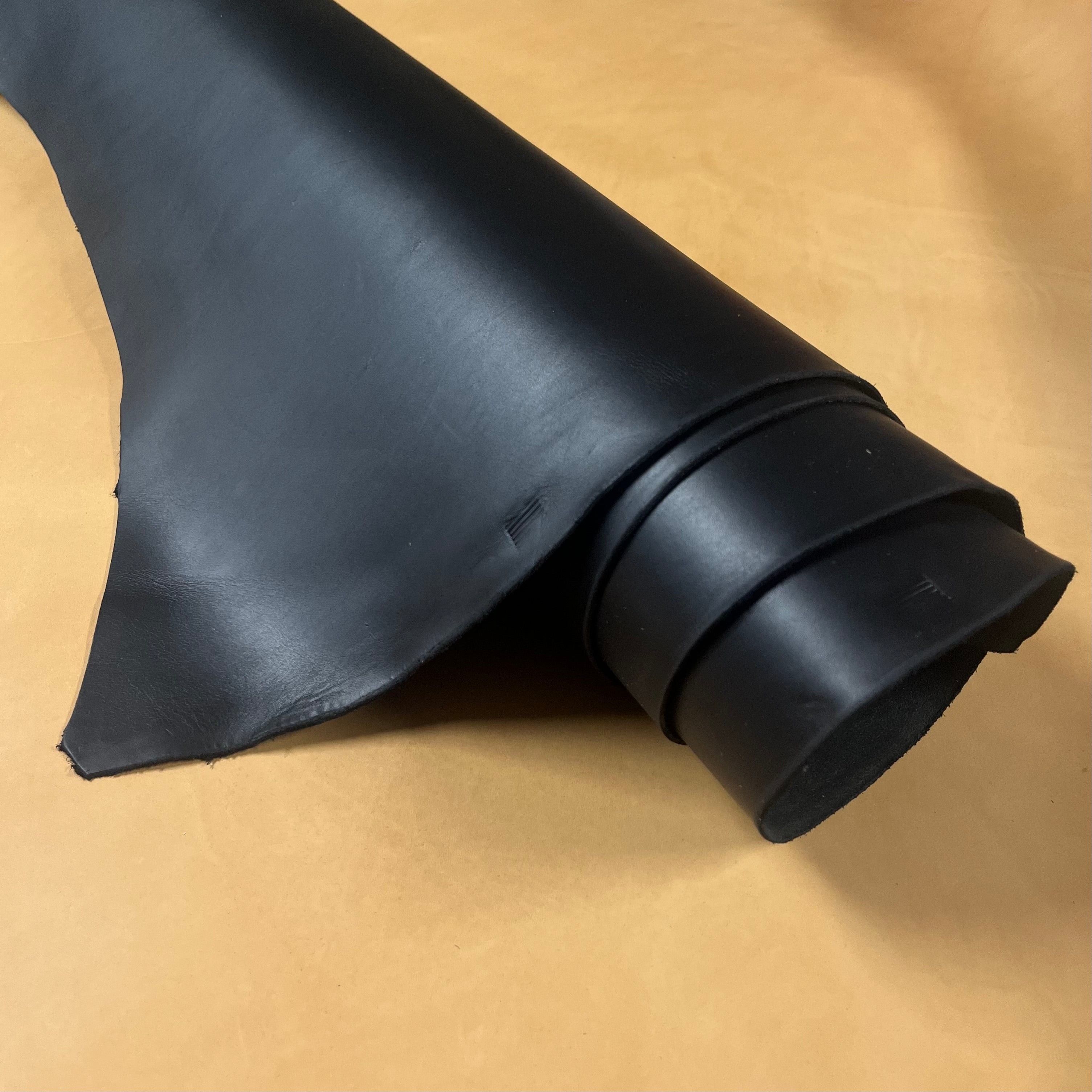 Conceria 800 Toscano Liscio, 4 oz | 11 Colors