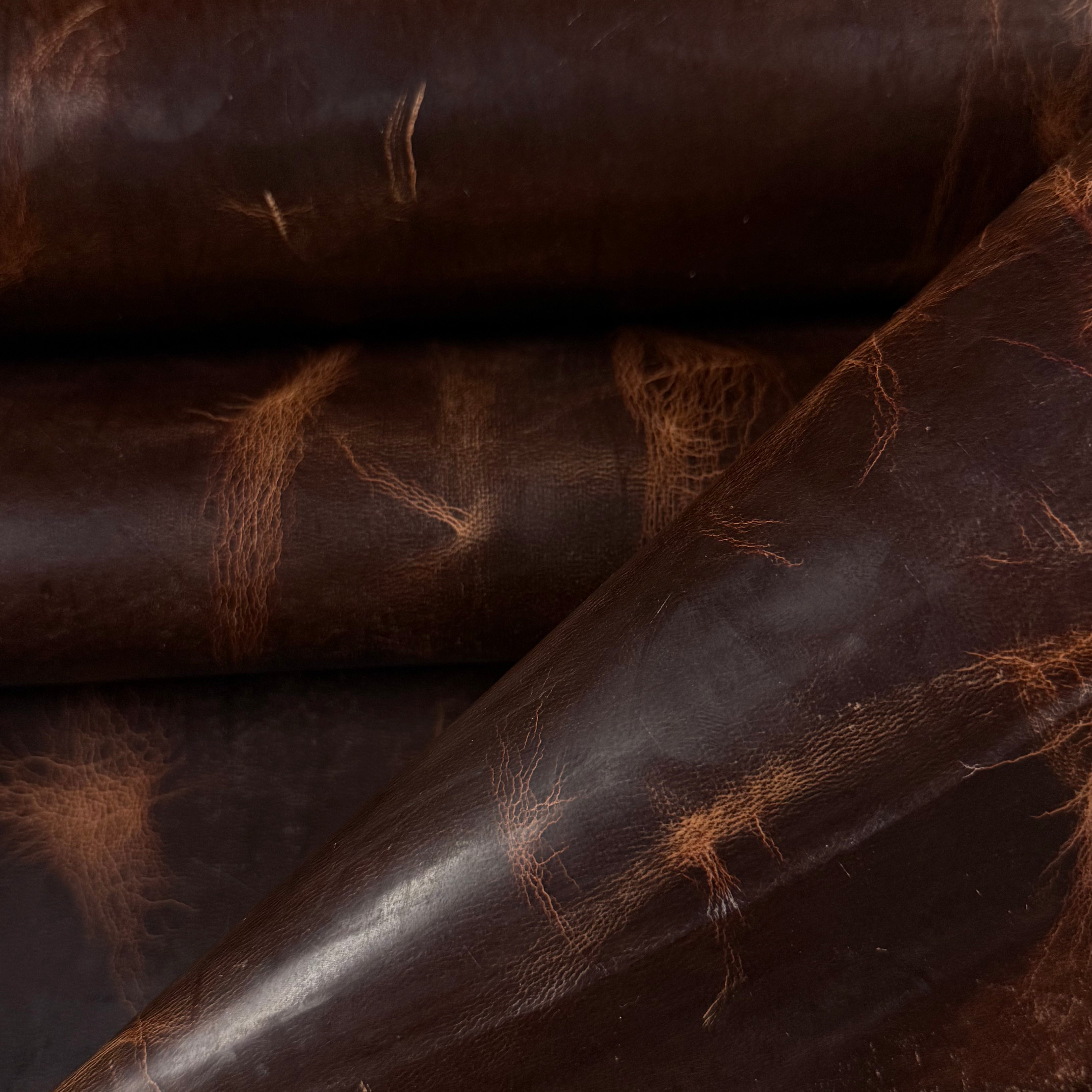 Distressed Waxed African Goat, 2-3 oz