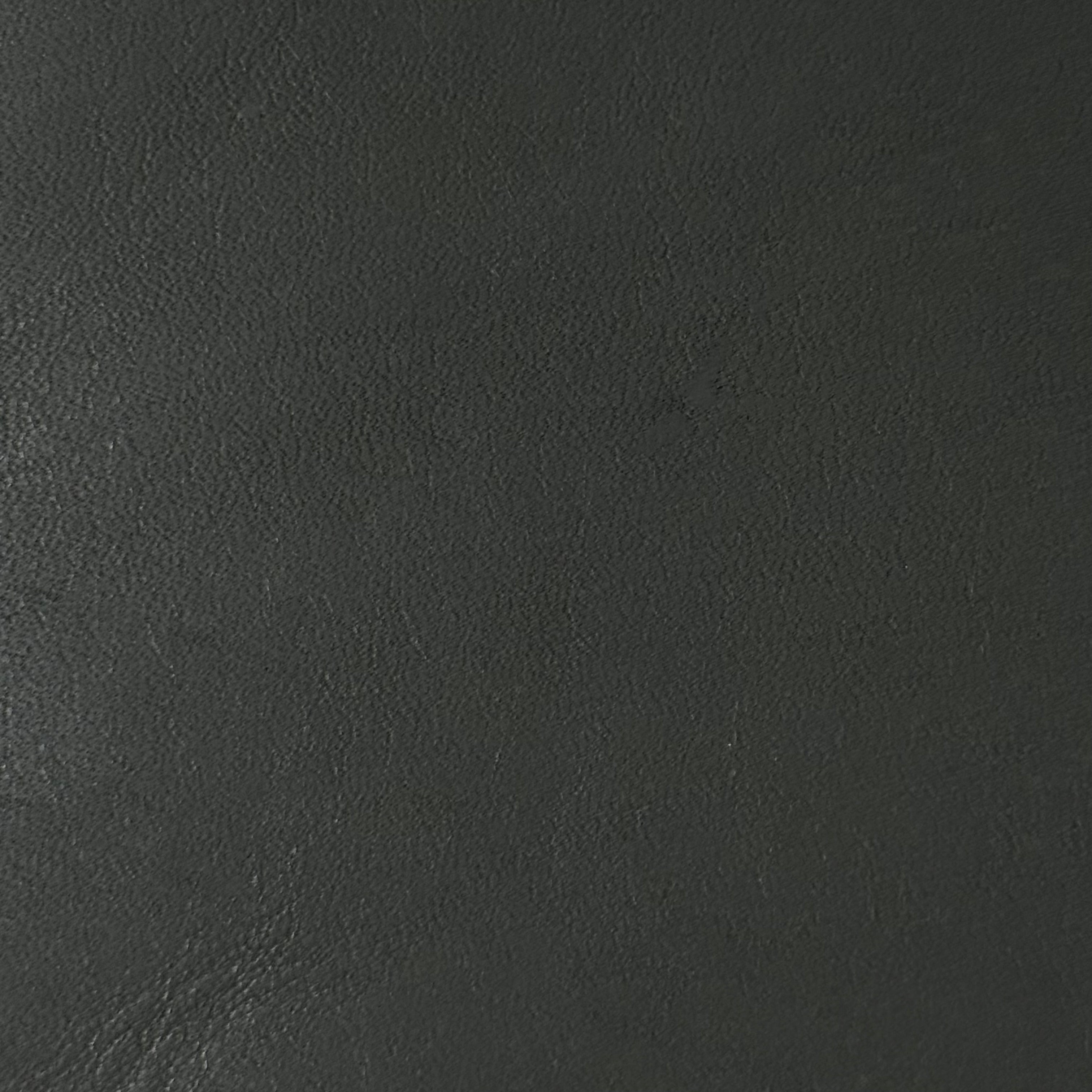 Smooth Utility Cowhide, 4-5 oz - 15+ Colors