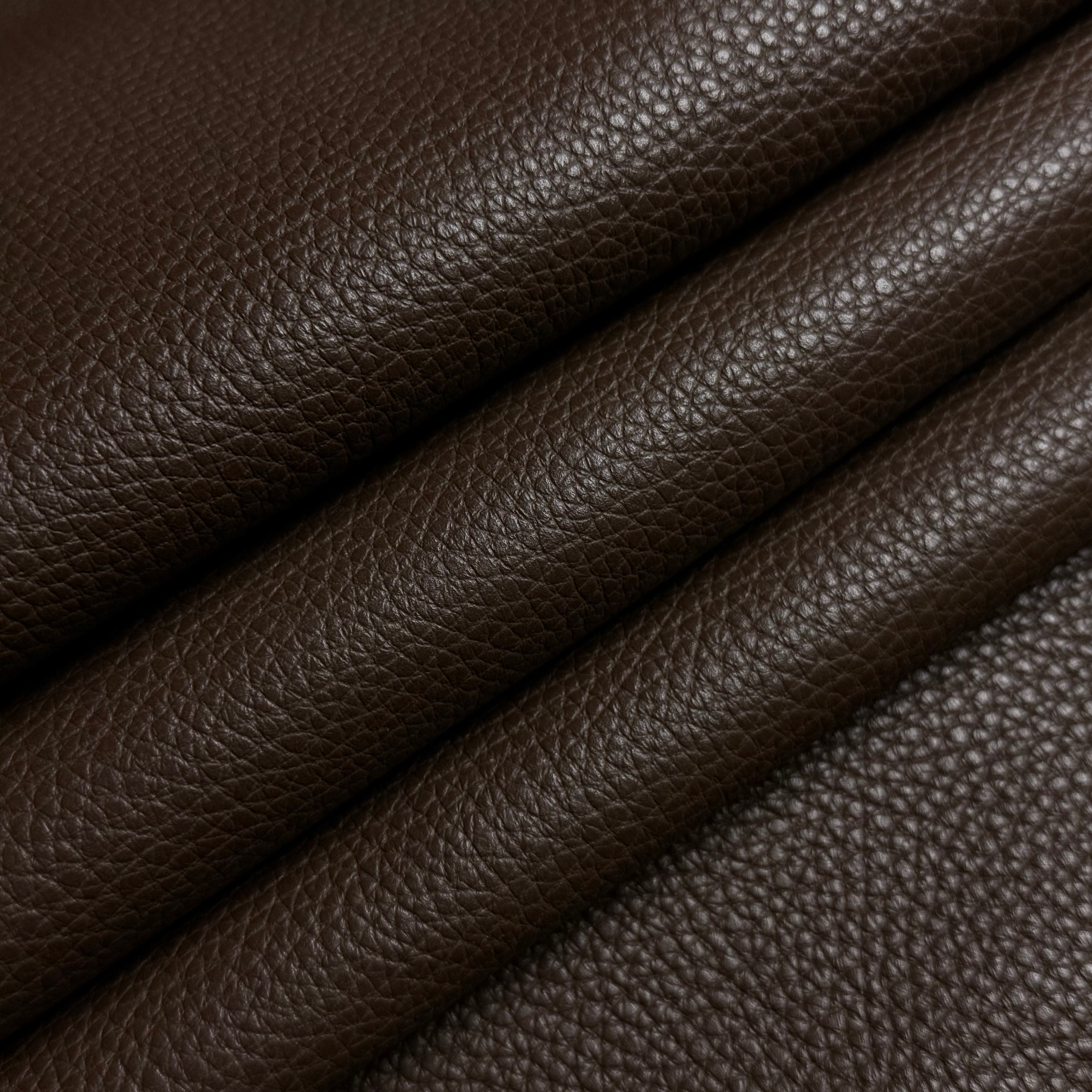 Italian Pebble Grain Calf, 3-4 oz | 15+ Colors