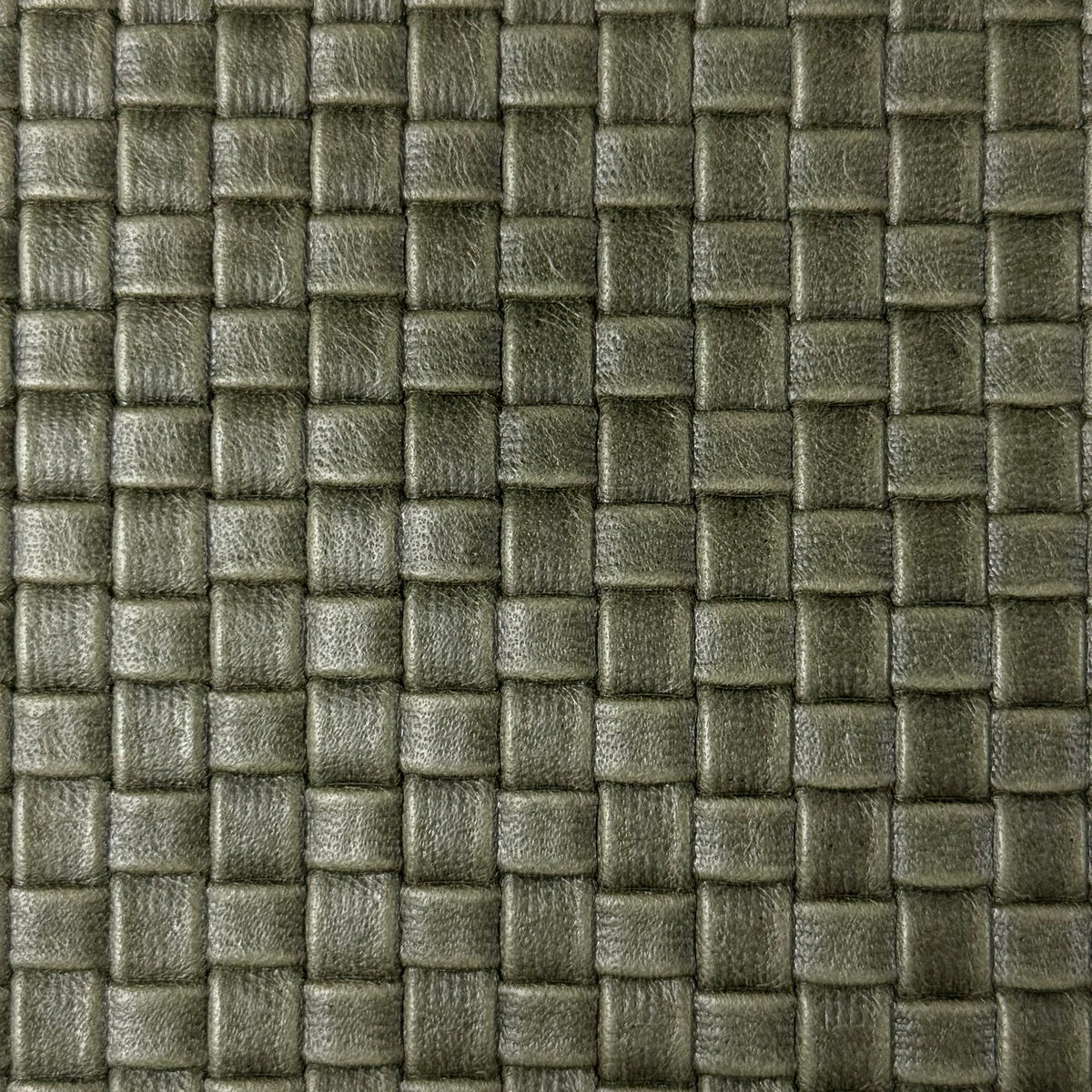 Oiled Basketweave Embossed Veg Tan Lamb, 2 oz