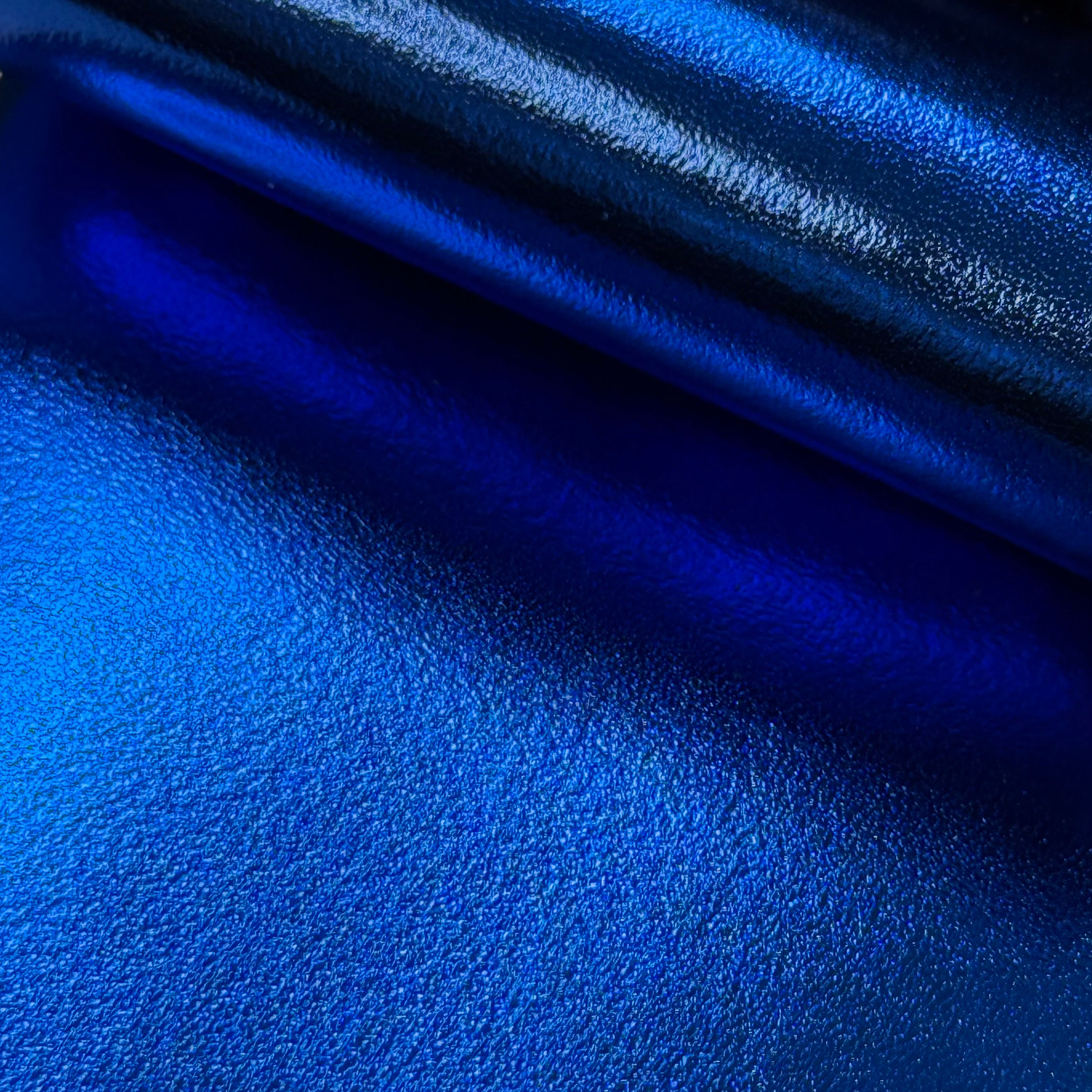 Metallic Foil Smooth Cow, 3.5 oz | 15+ Colors