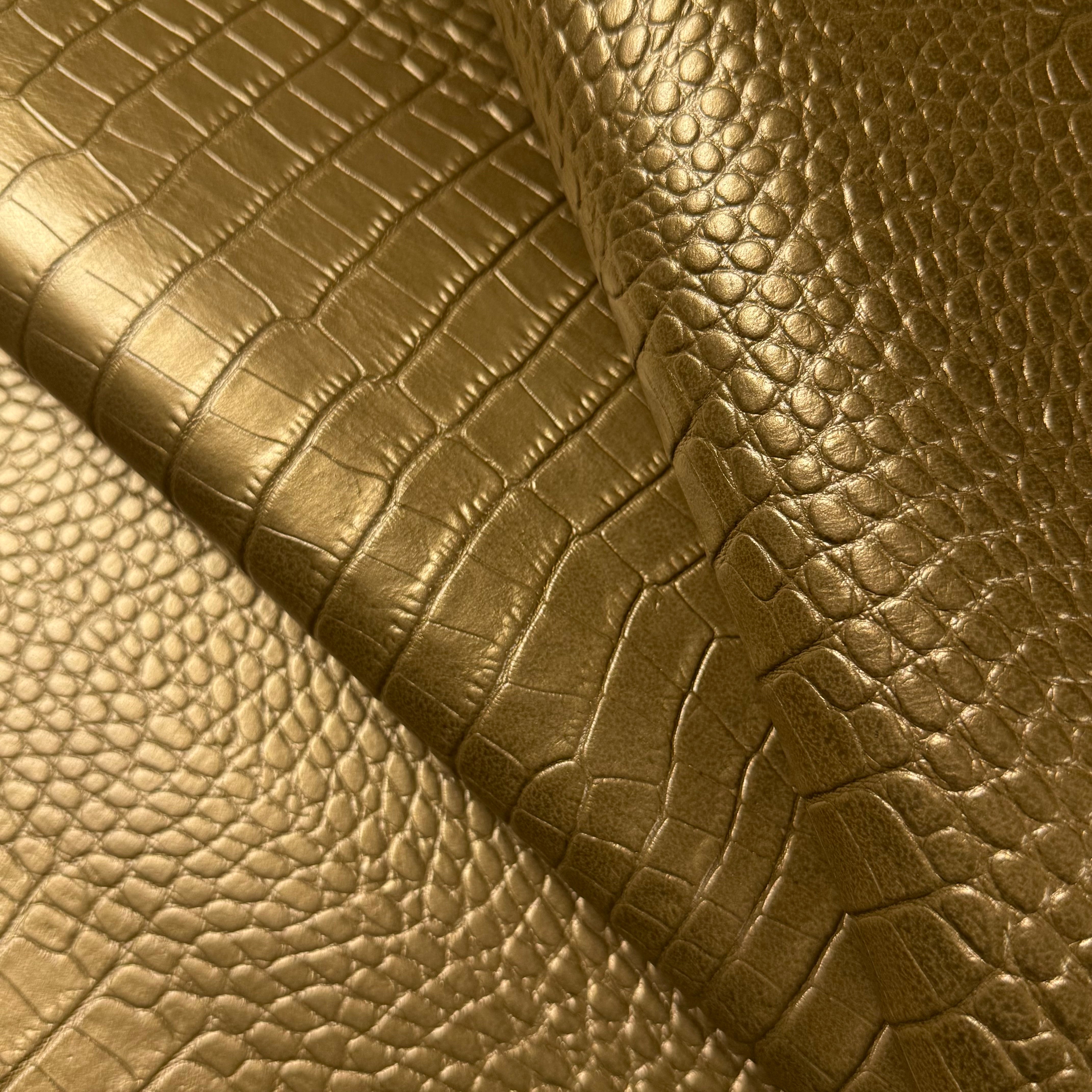 Pearlized Crocodile Embossed Cow, 2-3 oz