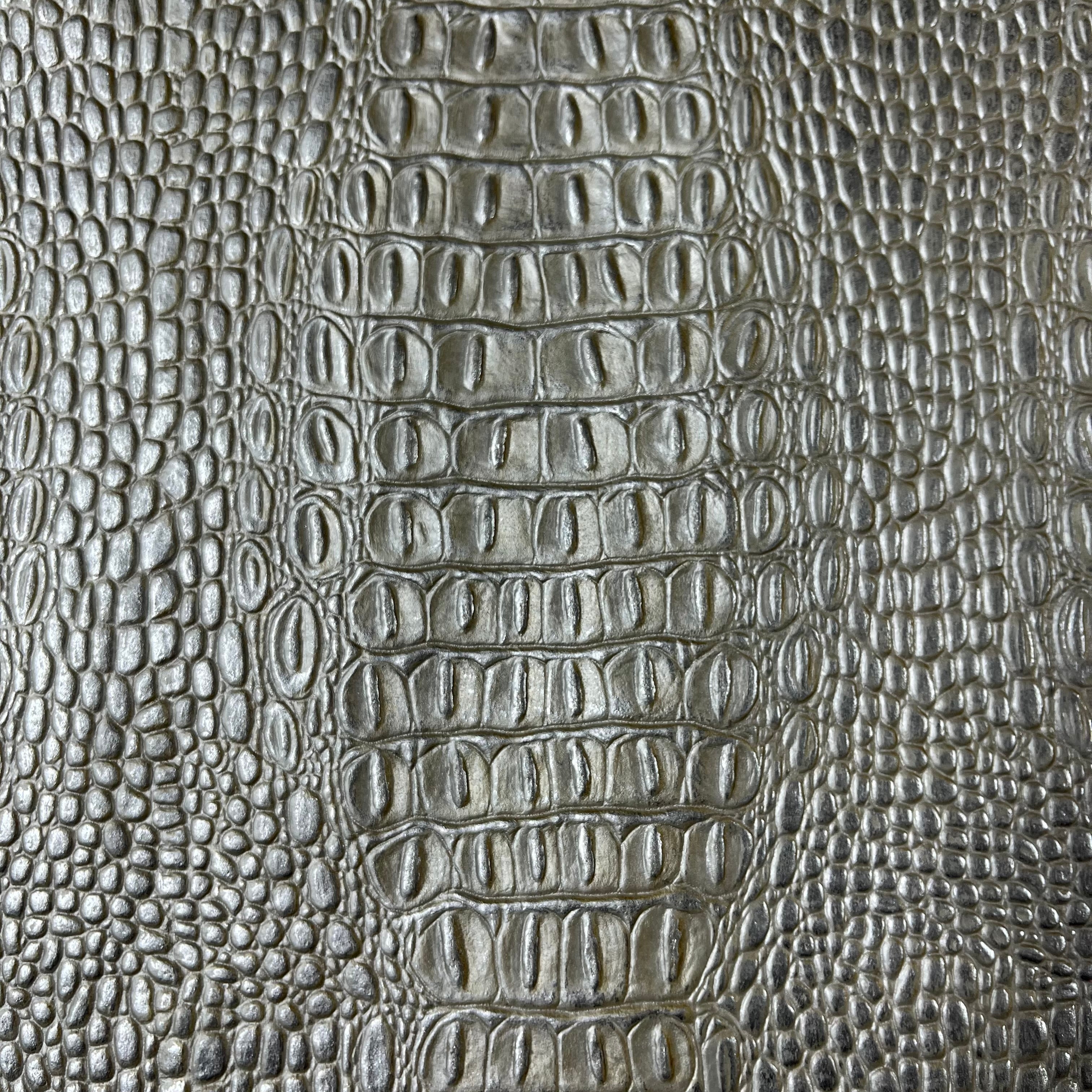 Hornback Croc Embossed Lamb, 1.5 oz - Champagne & Black