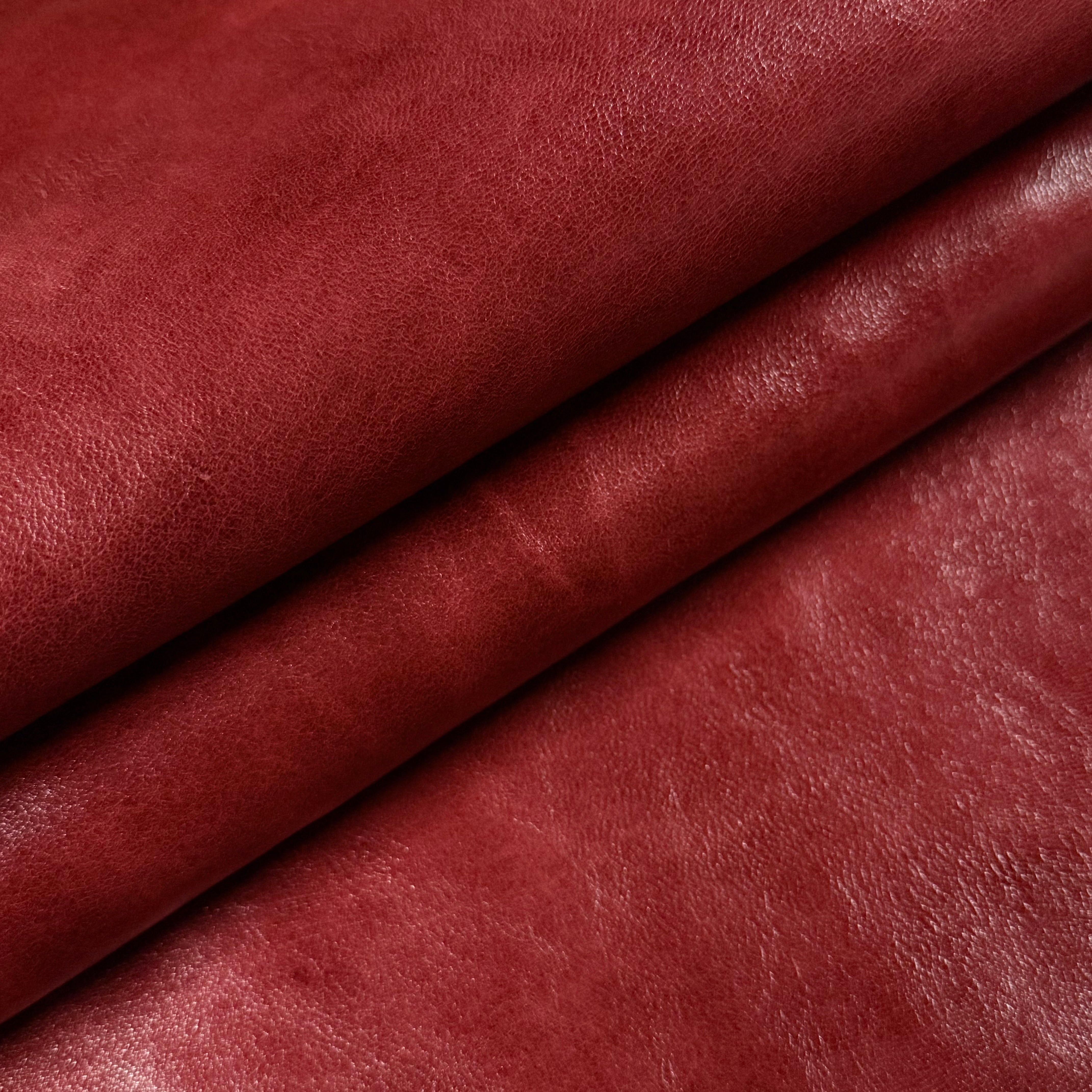 Hand Glazed Smooth Two-Tone Lamb, 2.5 oz | 4 Colors