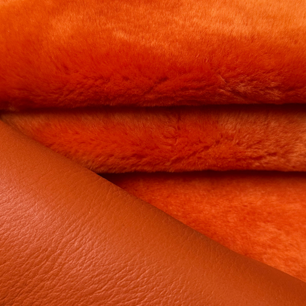 Ironed Merino Shearling 10MM - Nappa Matched Back