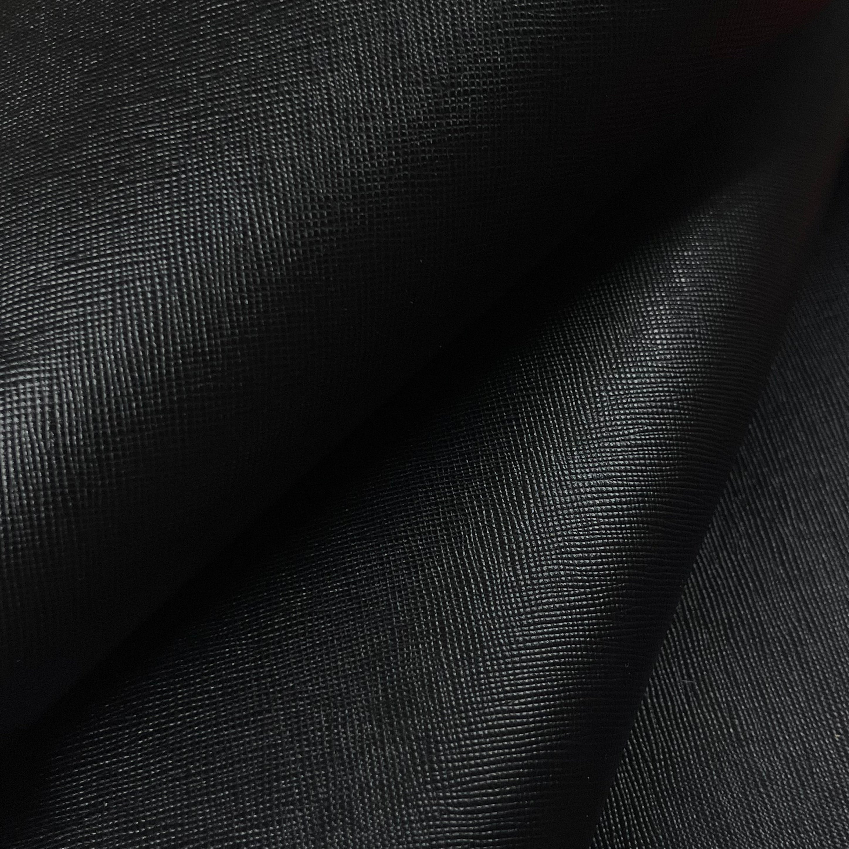 Italian Saffiano Calf, 3 oz - White & Black