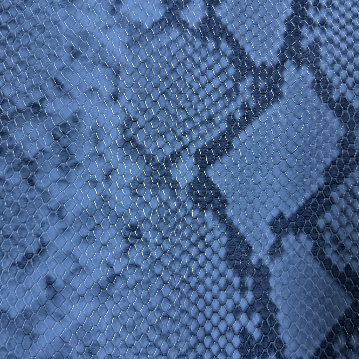 Snake Embossed Cowhide, 3 oz | 15 Colors