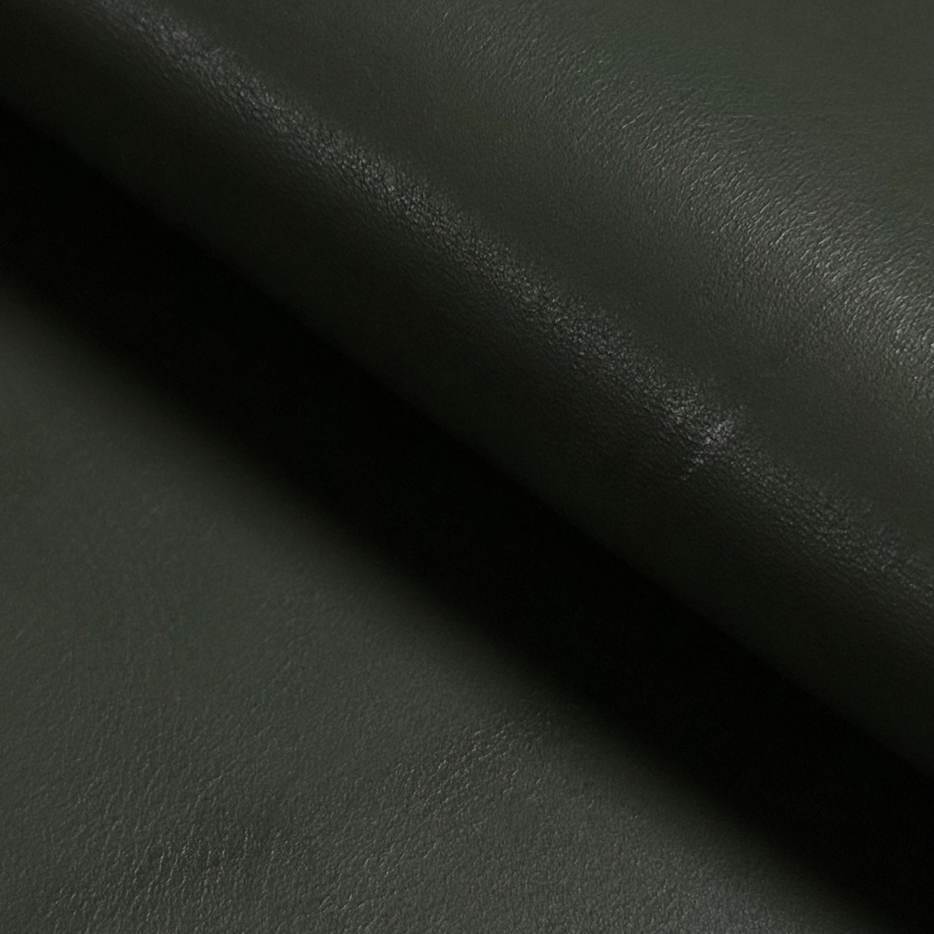 Smooth Utility Cowhide, 4-5 oz - 15+ Colors