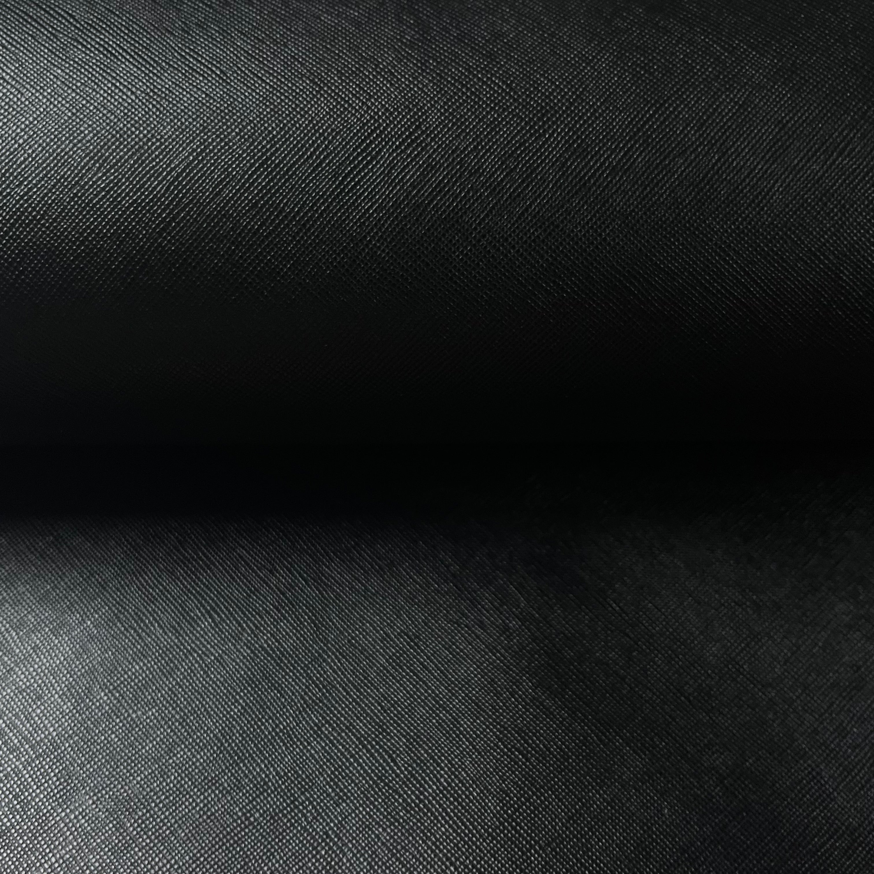 Italian Saffiano Calf, 3 oz - White & Black