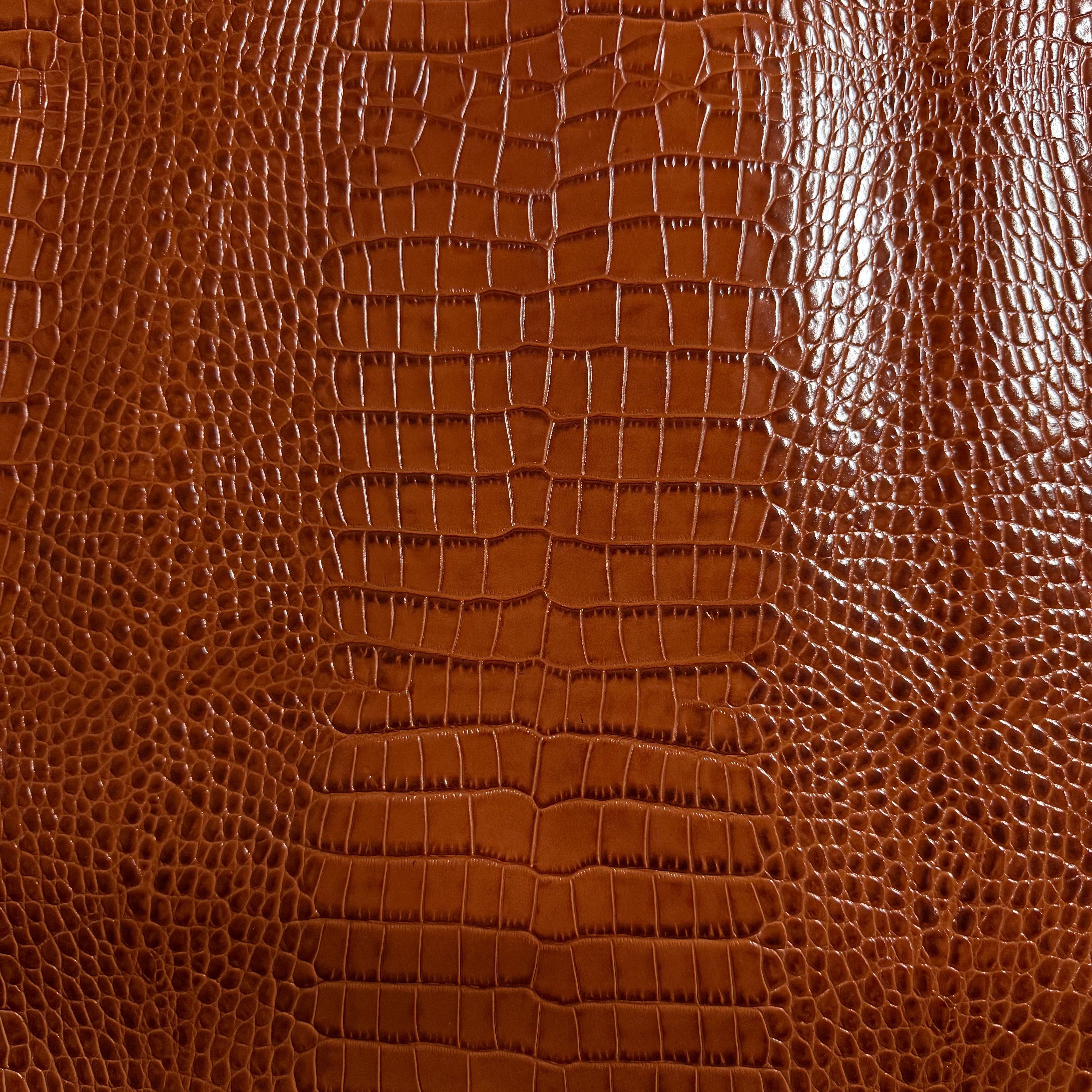 Crocodile Embossed Cow, 2-3 oz