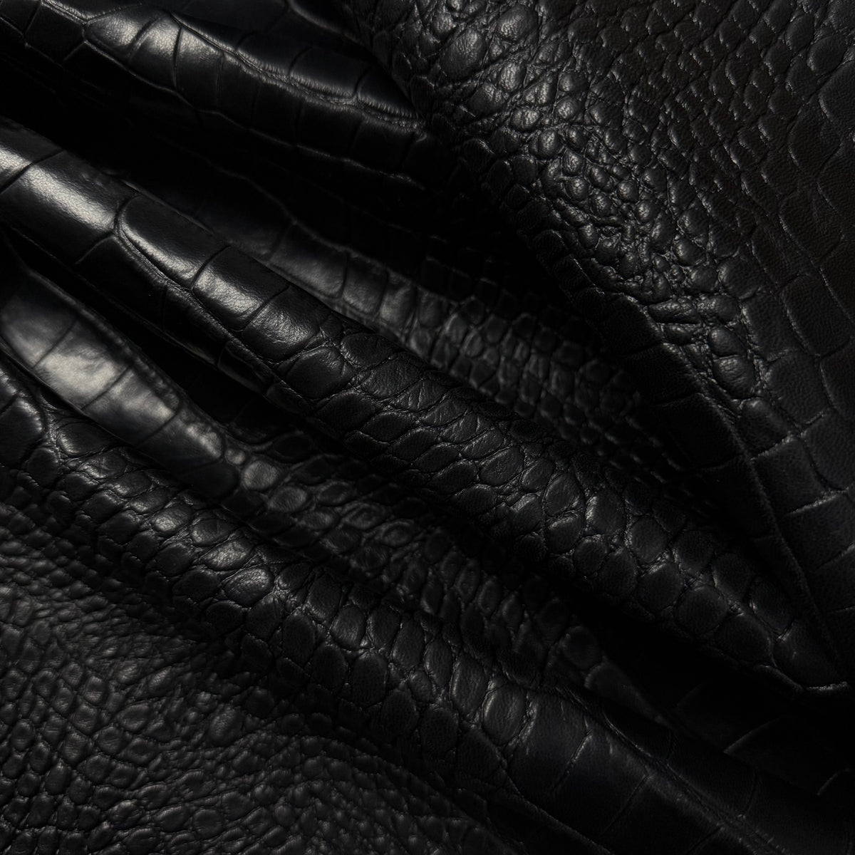 French Veg-Tan Crocodile Embossed Lamb Leather, 2.5 oz