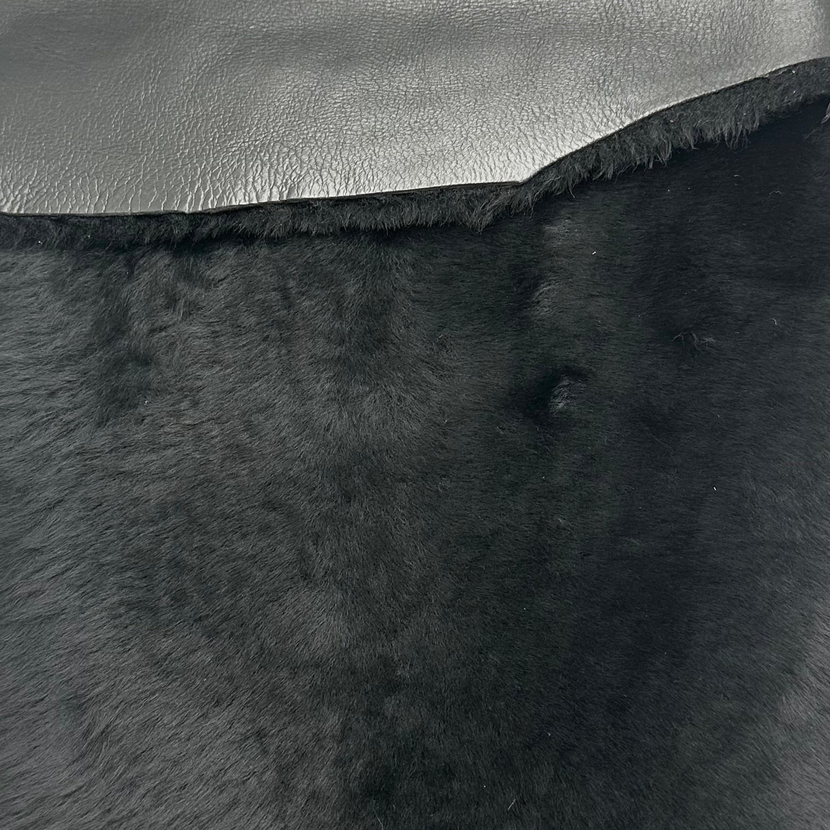 Ironed Merino Shearling 10MM | Nappa Matched Back