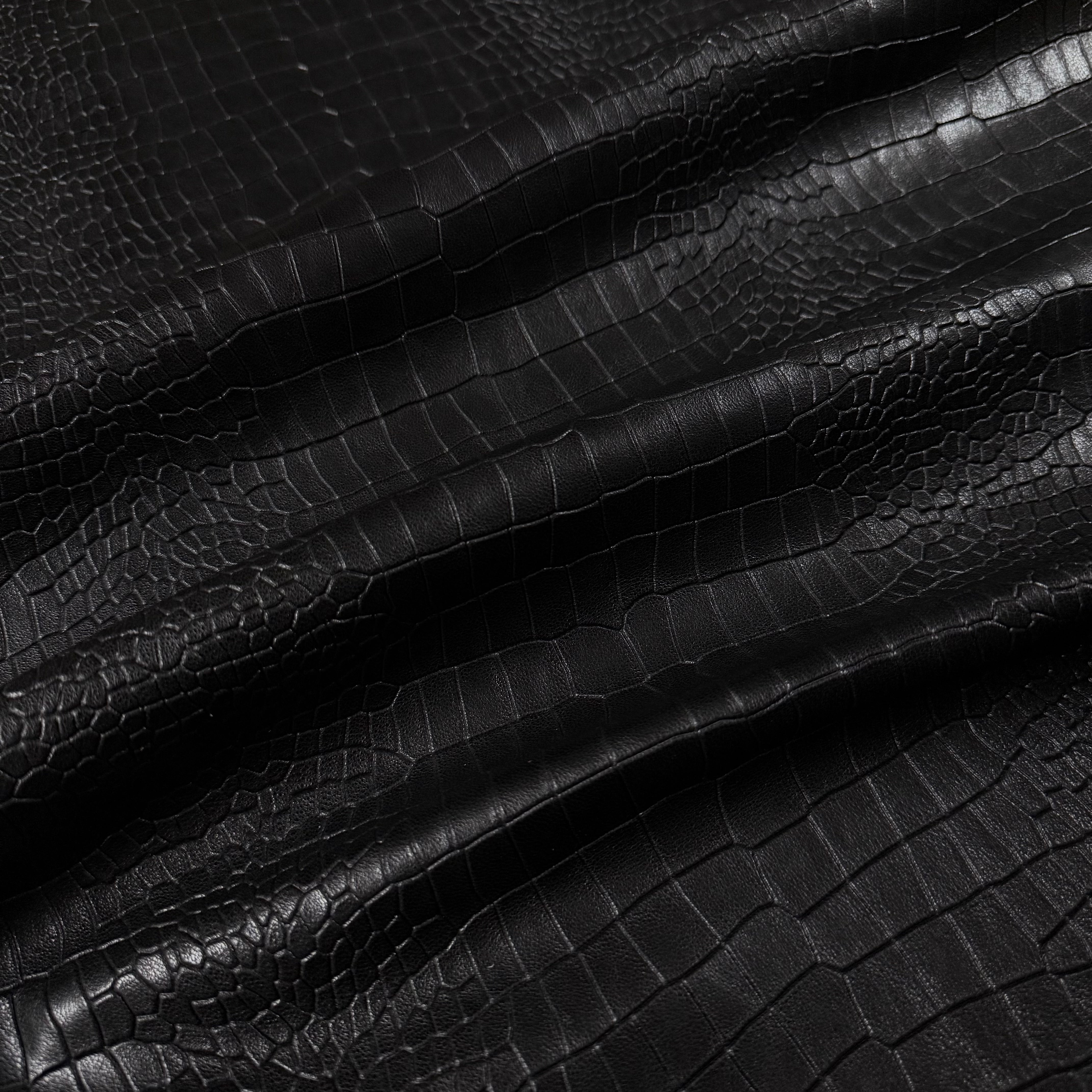 Alligator Style Croc Embossed Veg Tan Lambskin, 2.5 oz | 7 Colors