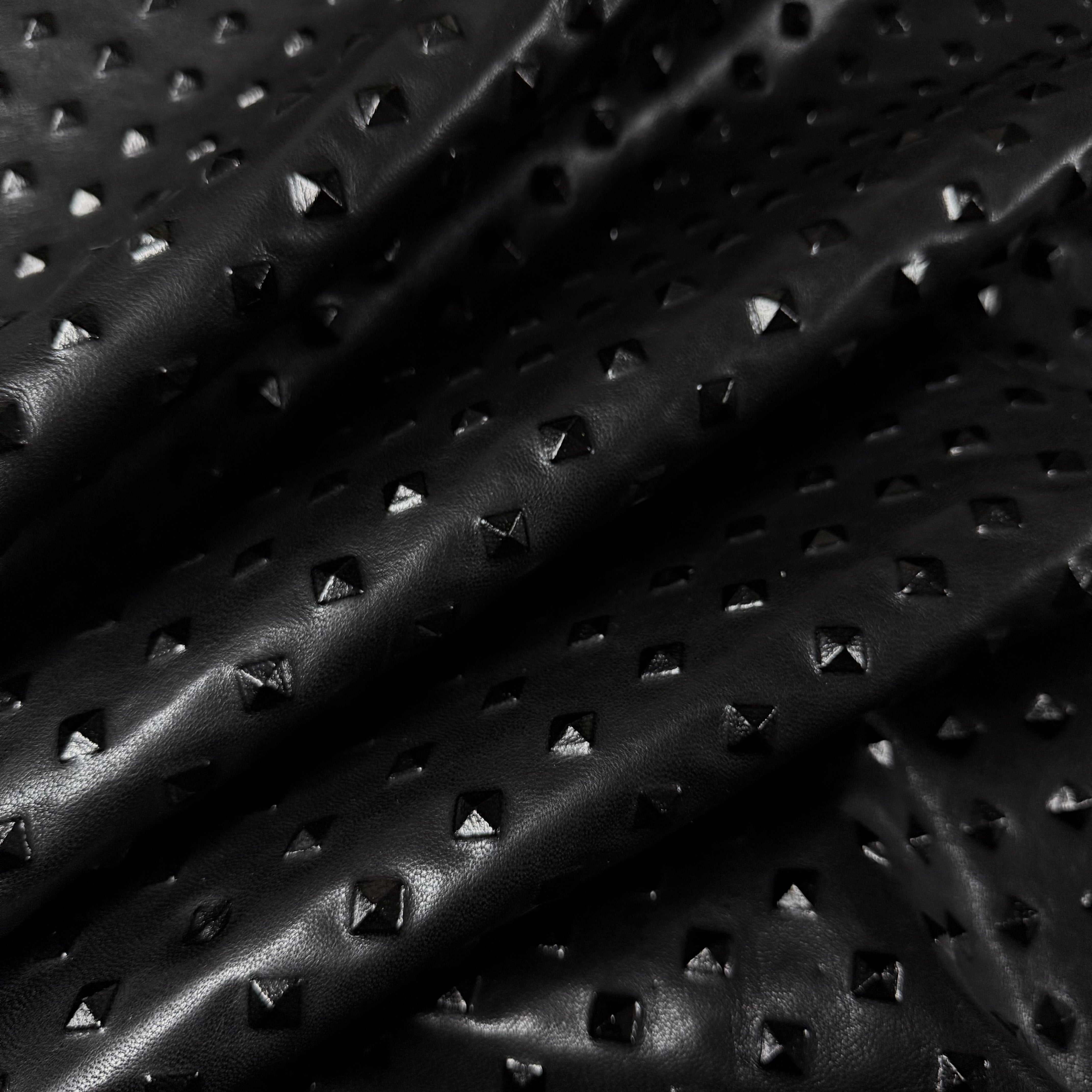 Studded Veg Tan Lambskin, 2 oz | 3 Colors