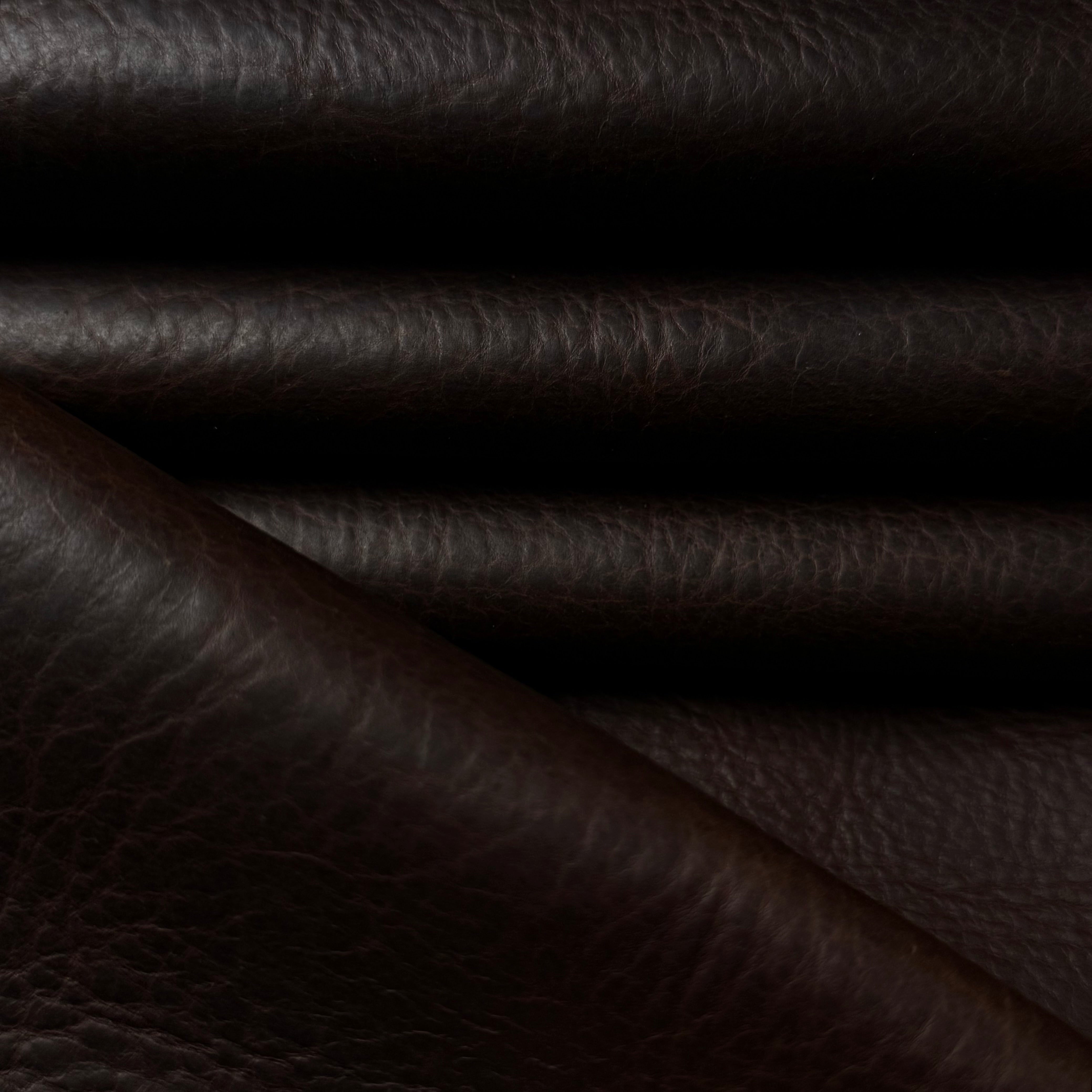Oiled Pull-Up Bison, 5-6 oz - 2 Matte Colors