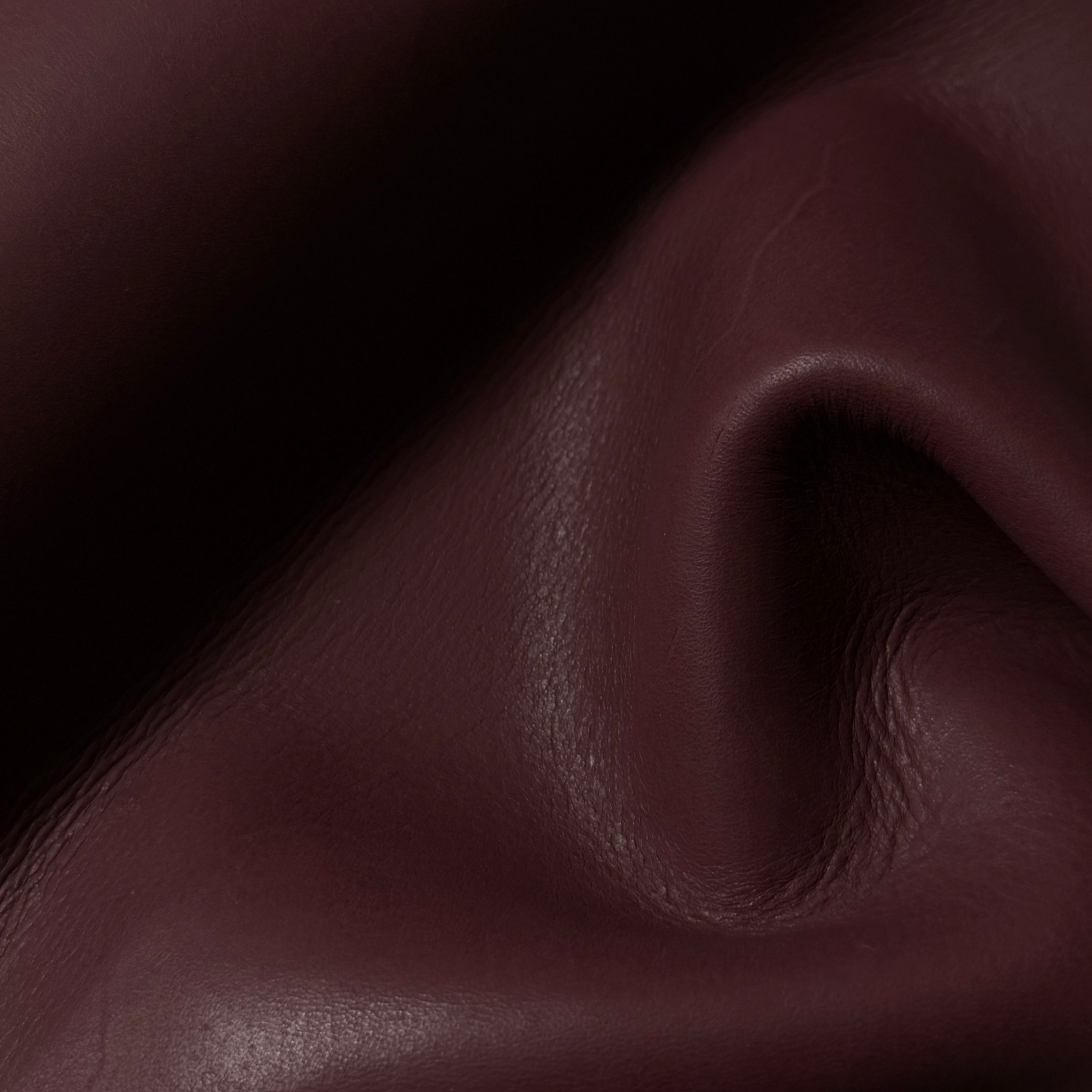 Smooth Utility Cowhide, 4-5 oz - 15+ Colors