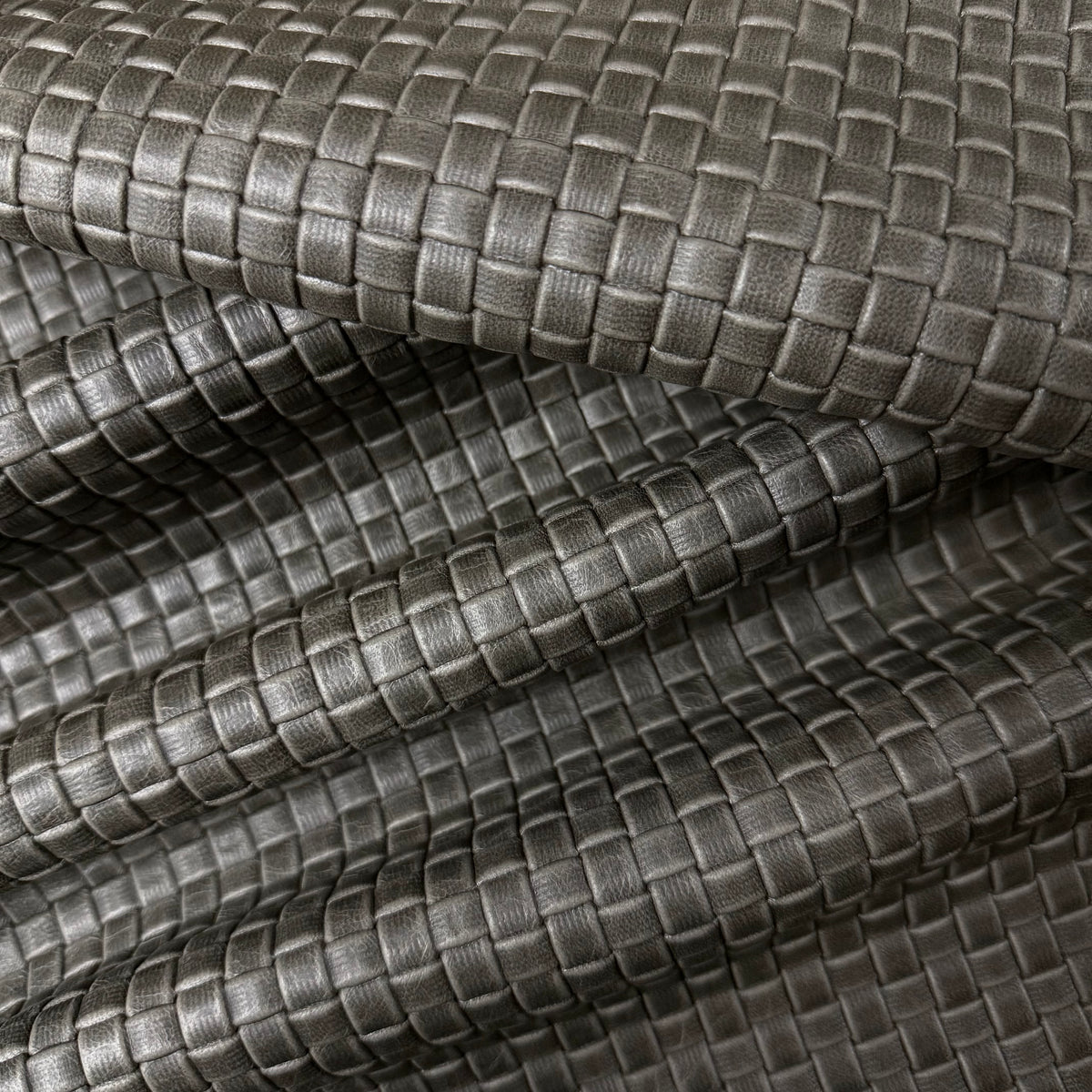 Oiled Basketweave Embossed Veg Tan Lamb, 2 oz