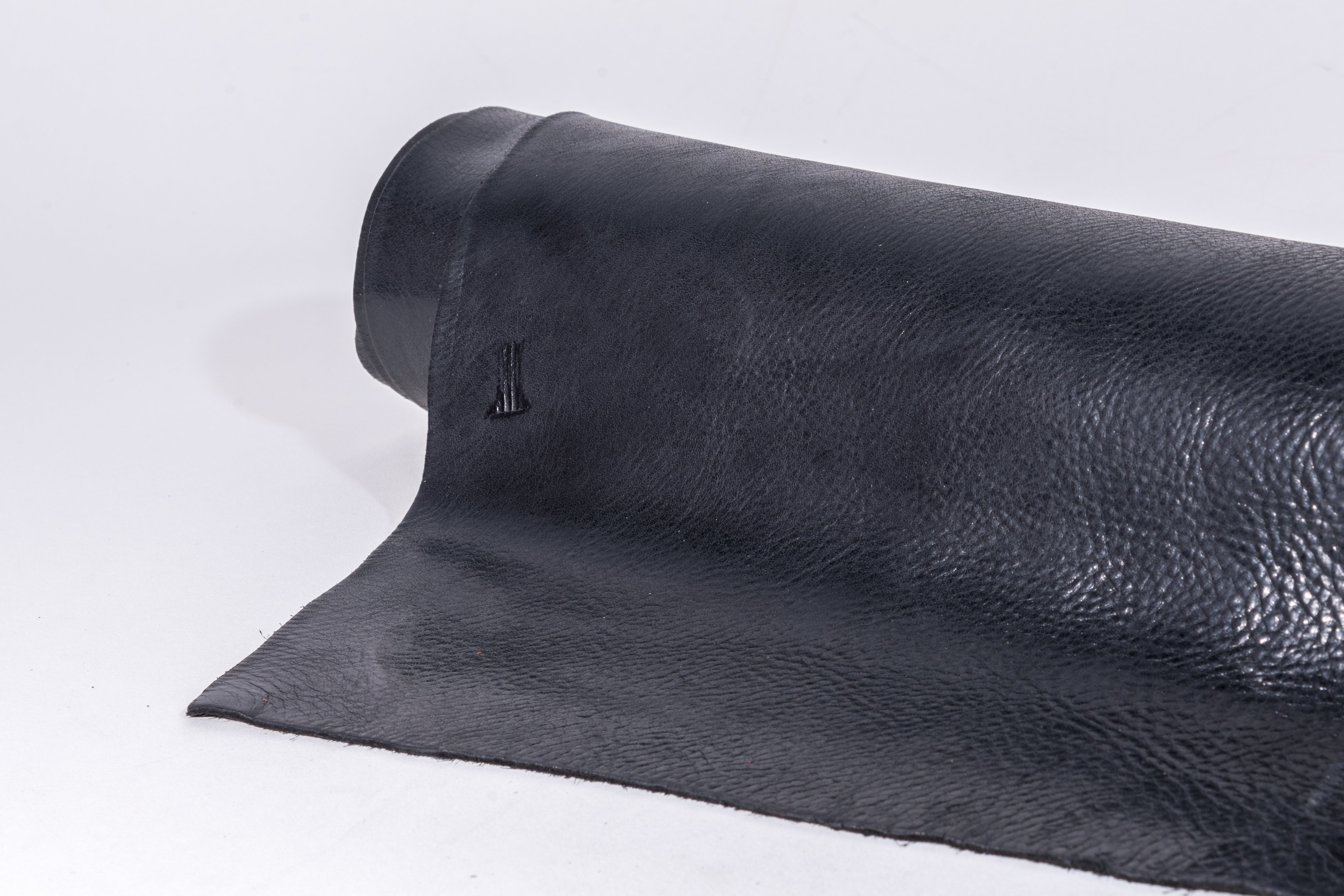 Conceria 800 Lebron, 5 oz | 3 Colors