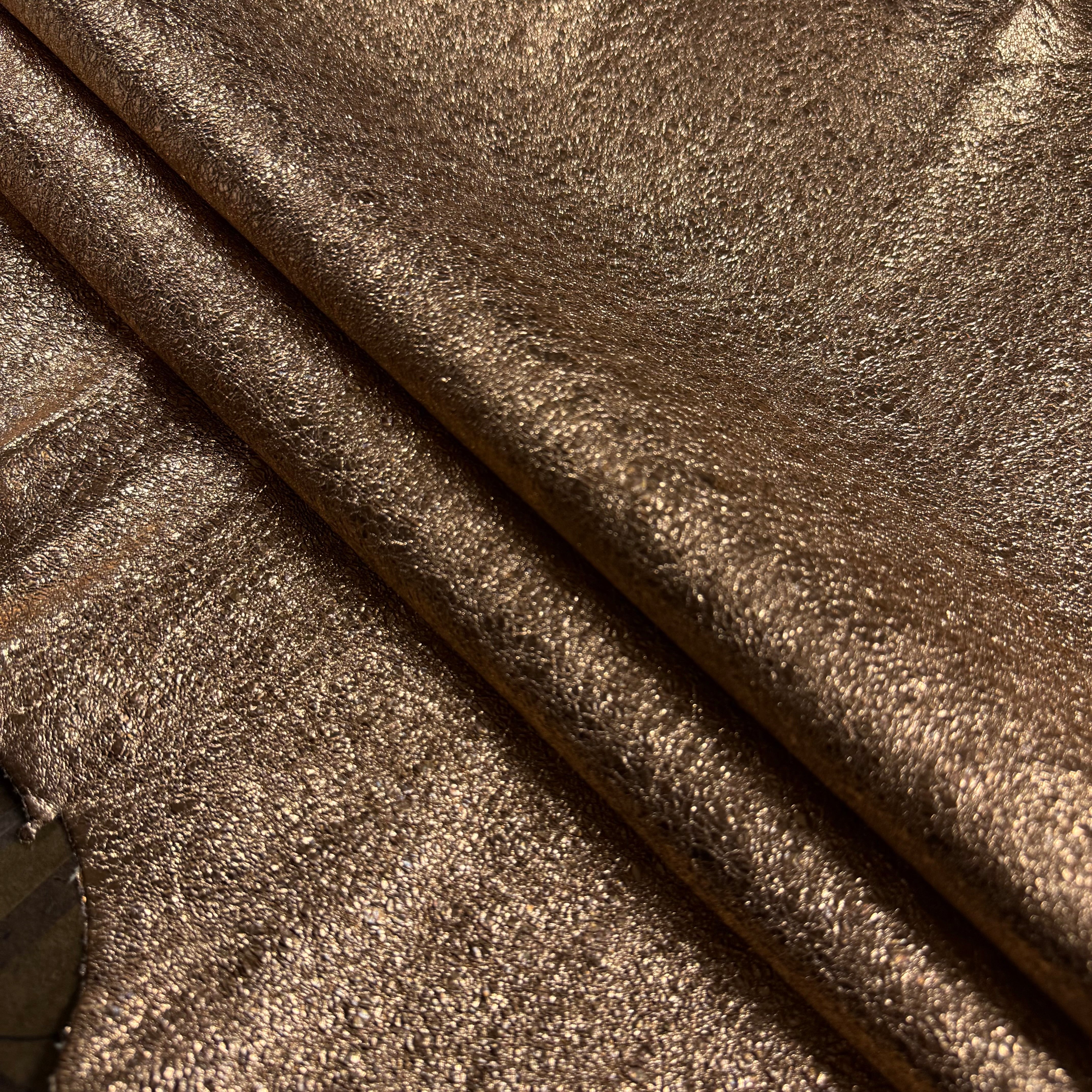 Crinkle Metallic Foil Lamb, 1.5 oz - 9 Colors – Leather Skins