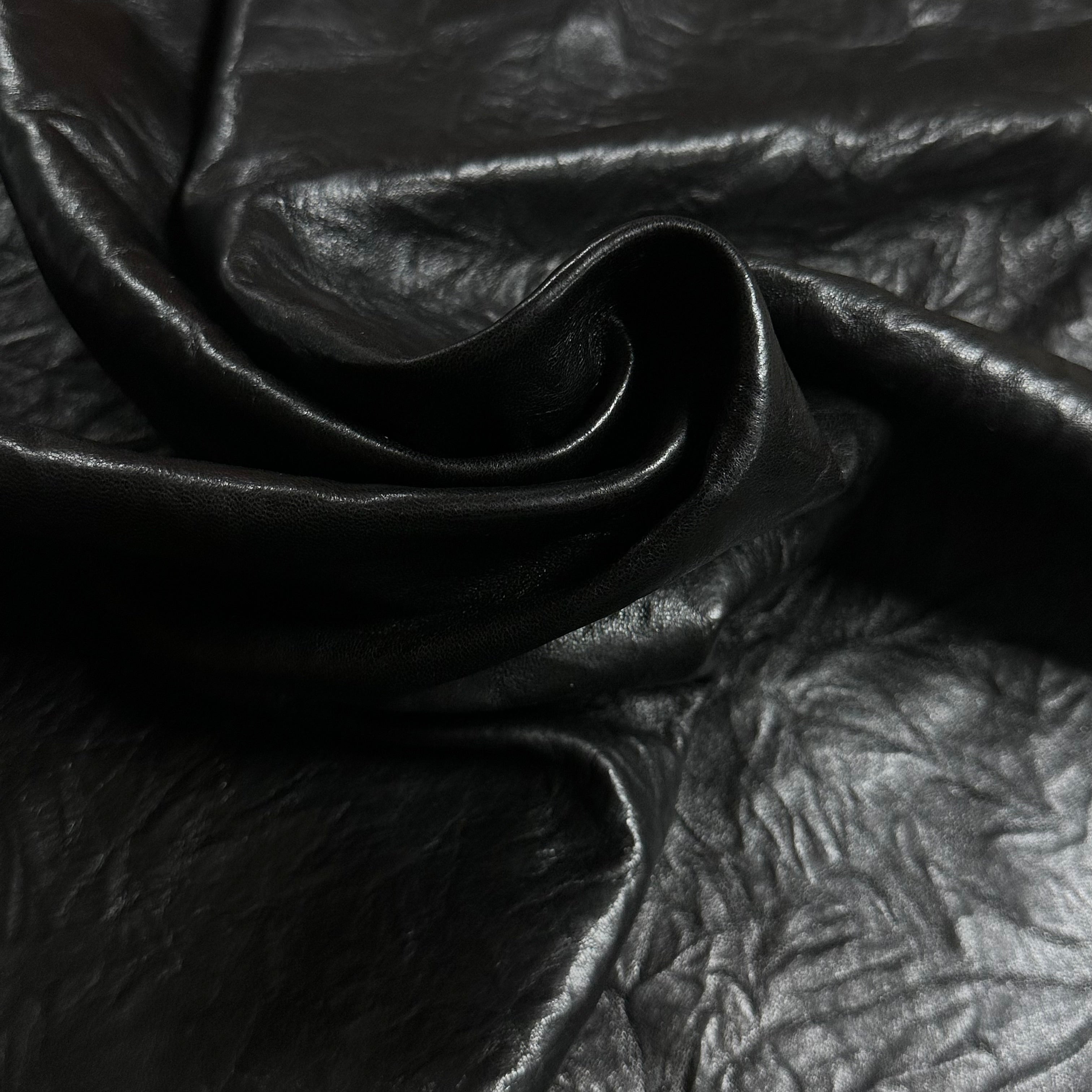Crinkle Textured Lamb Nappa, 2 oz | Light Taupe, Black – Leather Skins