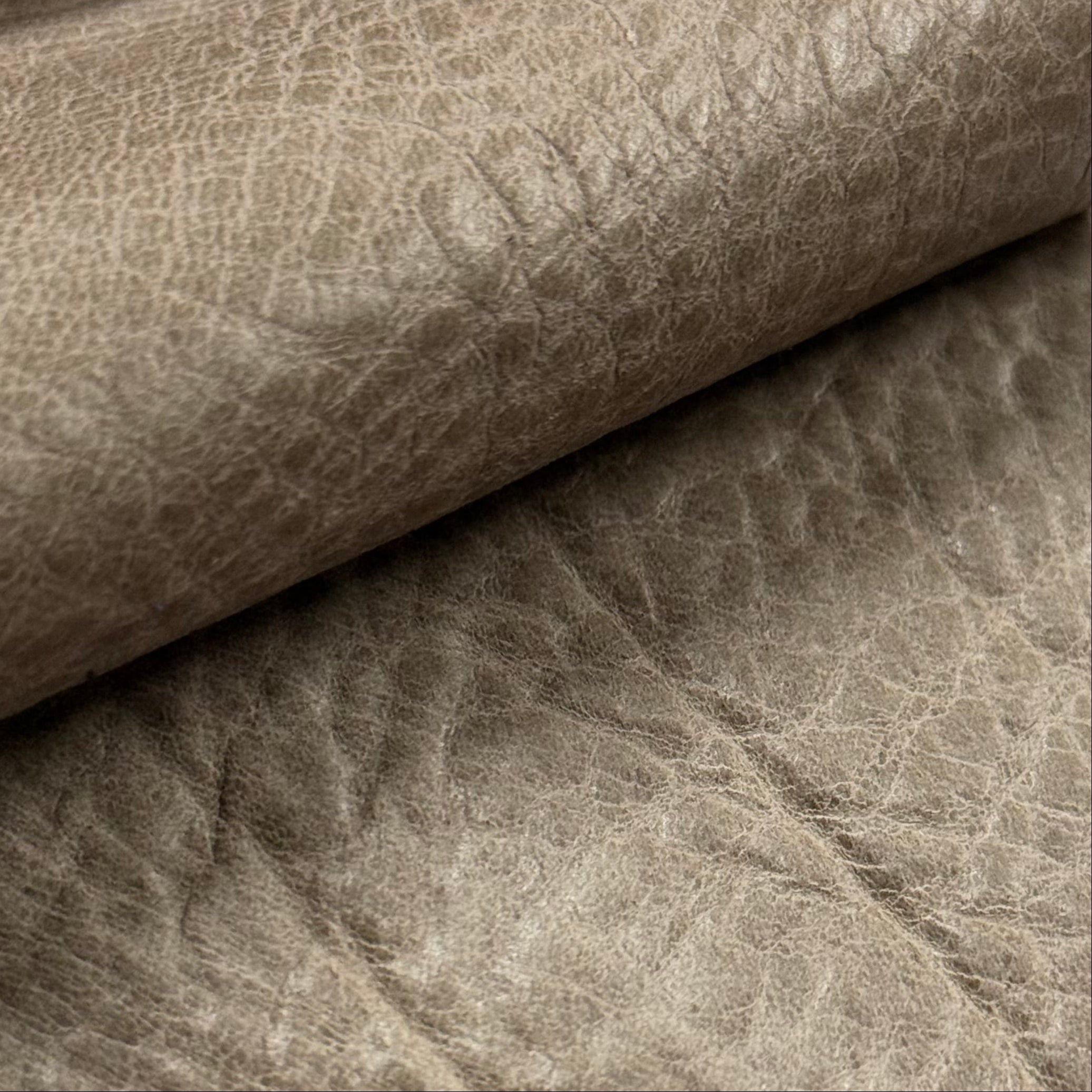 Heritage Natural Grain Cowhide, 4 oz | 15 Colors