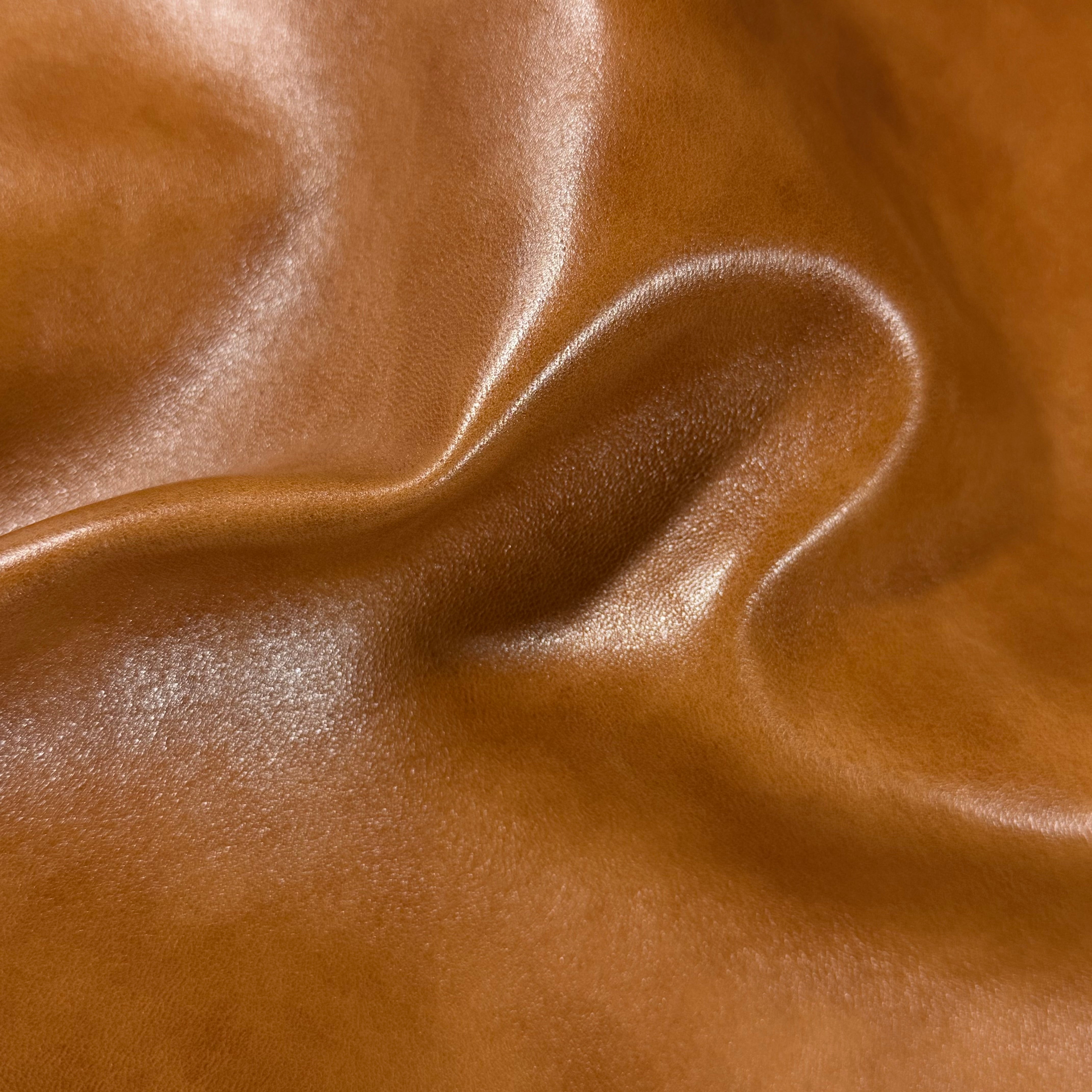 Hand Glazed Smooth Two-Tone Lamb, 2.5 oz | 4 Colors