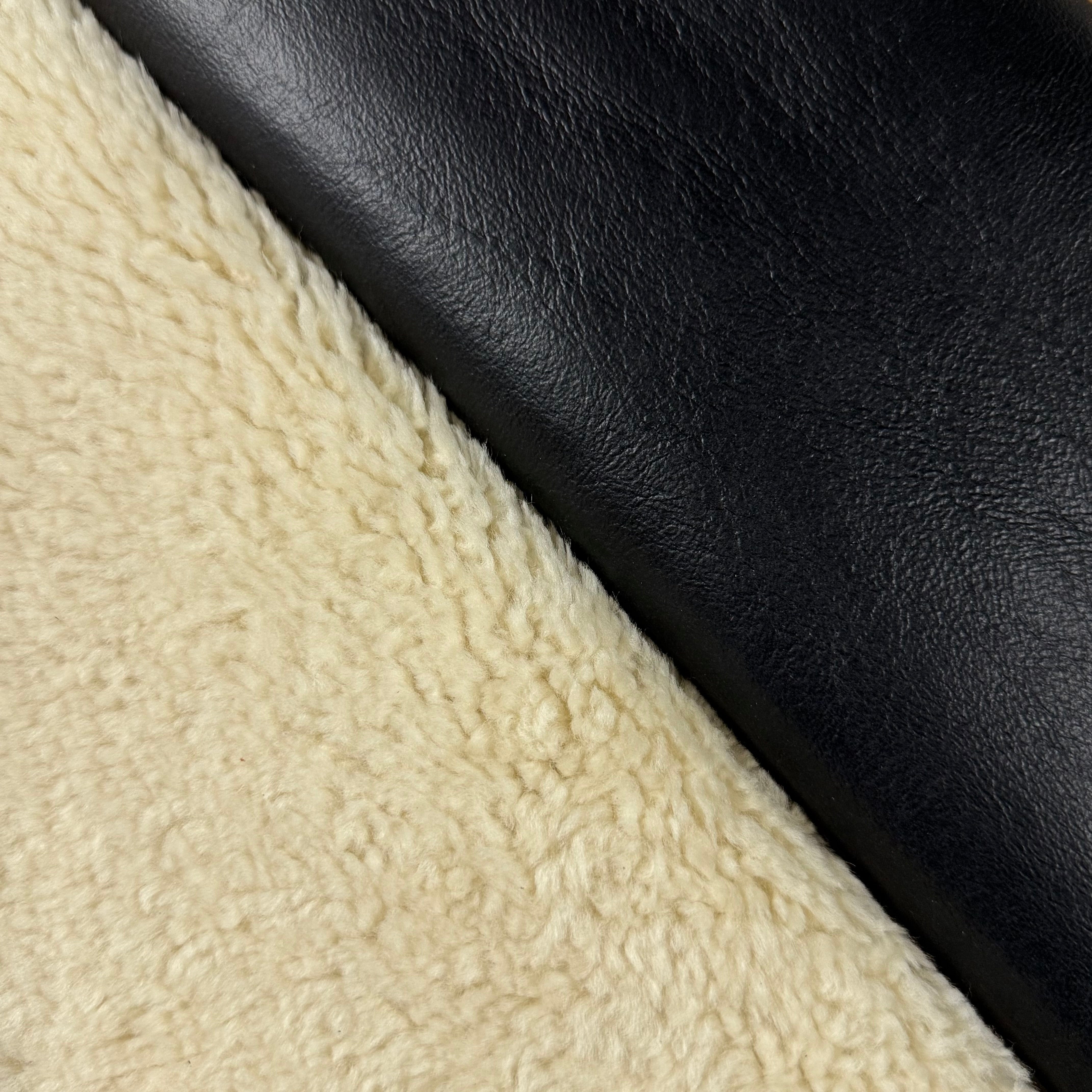 Natural Curly Merino Shearling, 10-12 mm - Black Nappa Back