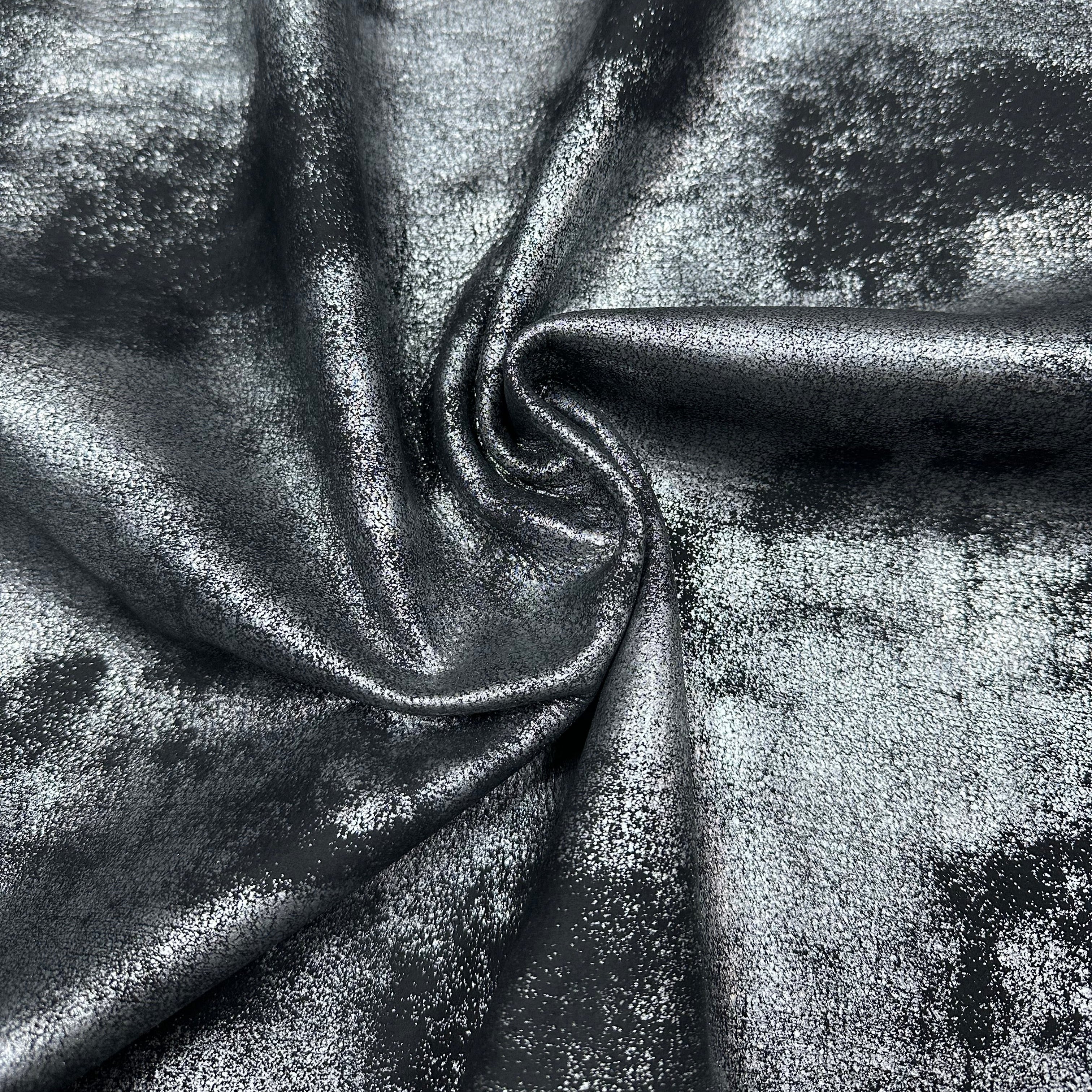 Distressed Metallic Cow Nubuck, 3 oz