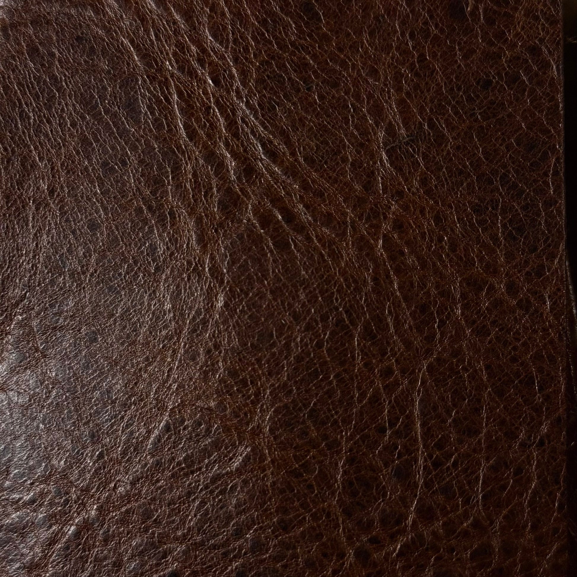 Distressed Veg Tan American Bison, 4 oz | 10+ Colors