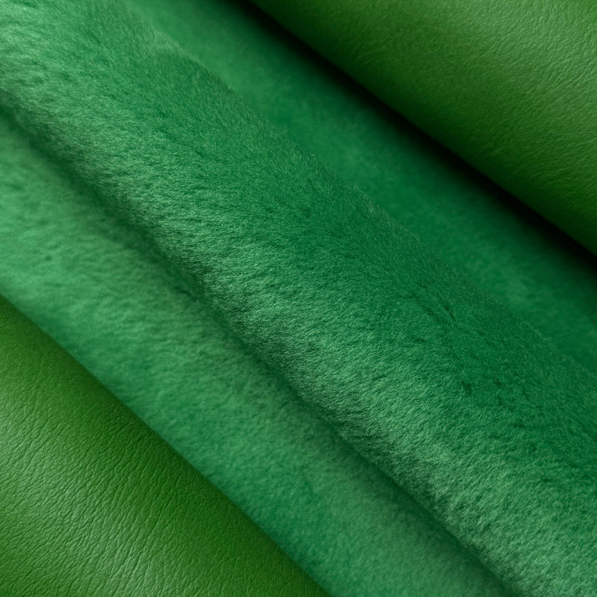Ironed Merino Shearling 10MM - Nappa Matched Back