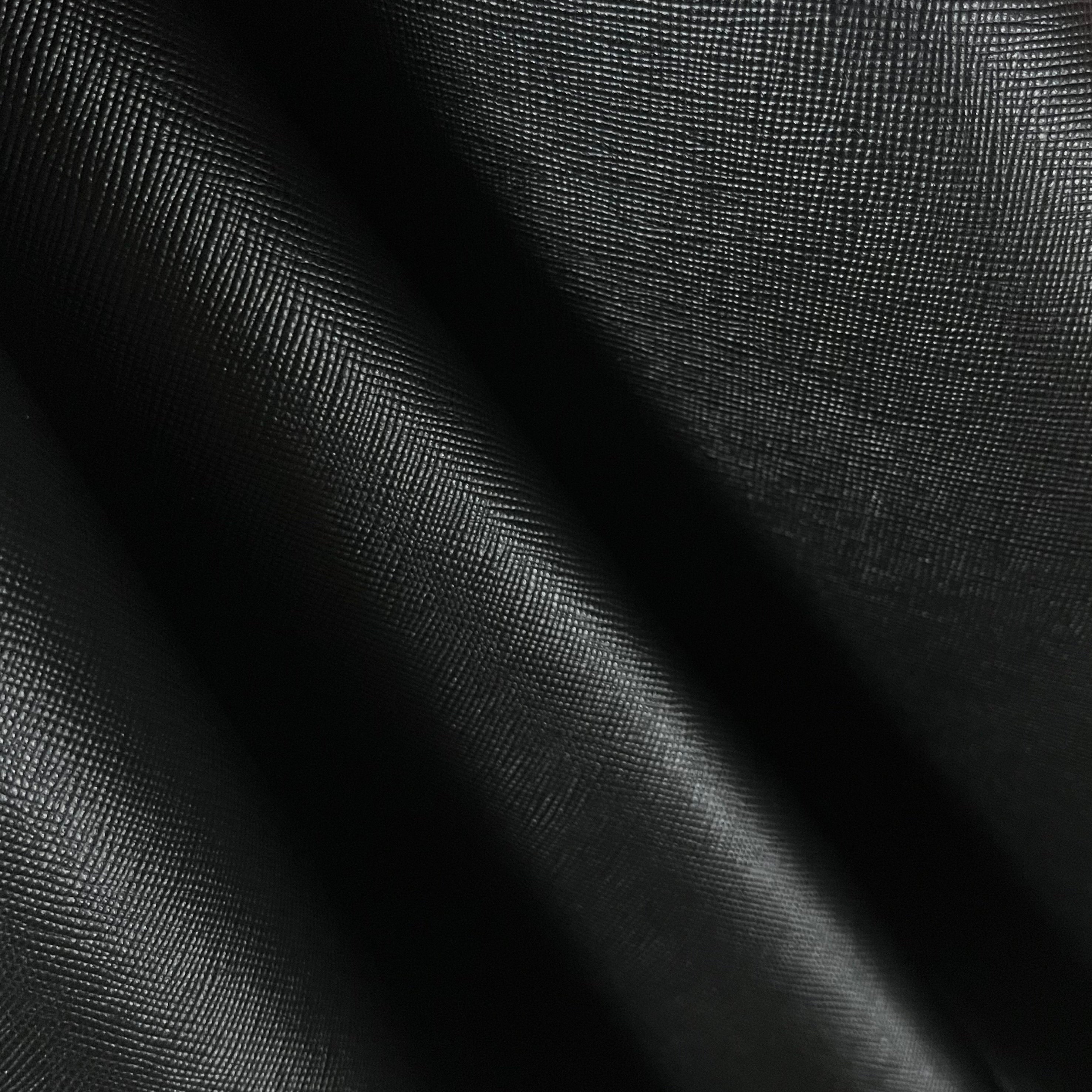 Italian Saffiano Calf, 3 oz - White & Black