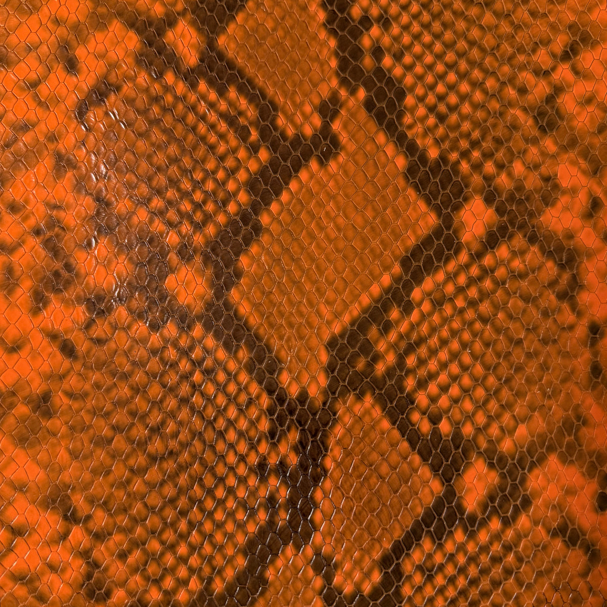 Snake Embossed Cowhide, 3 oz | 15 Colors