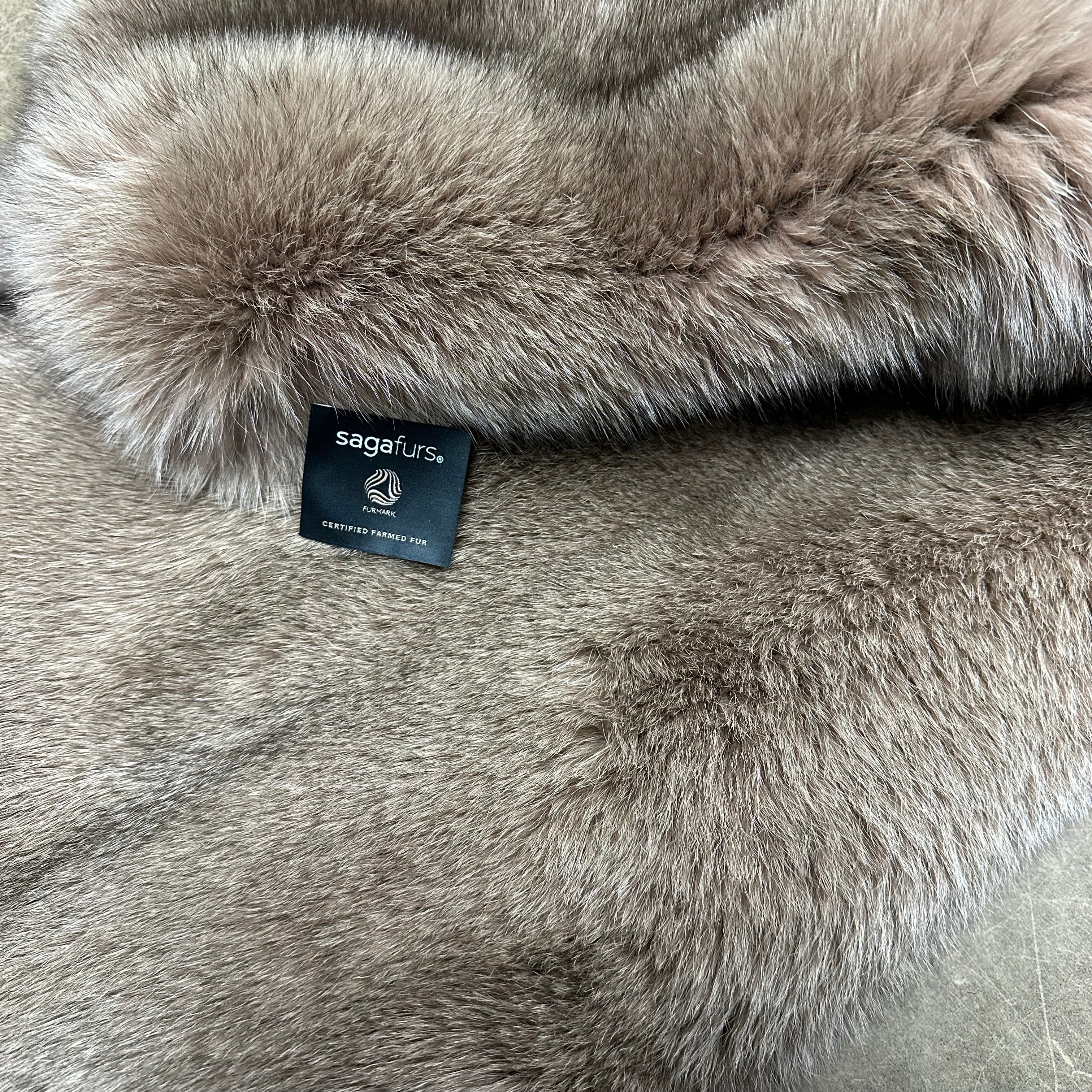 Fox Pelt | 30+ Colors