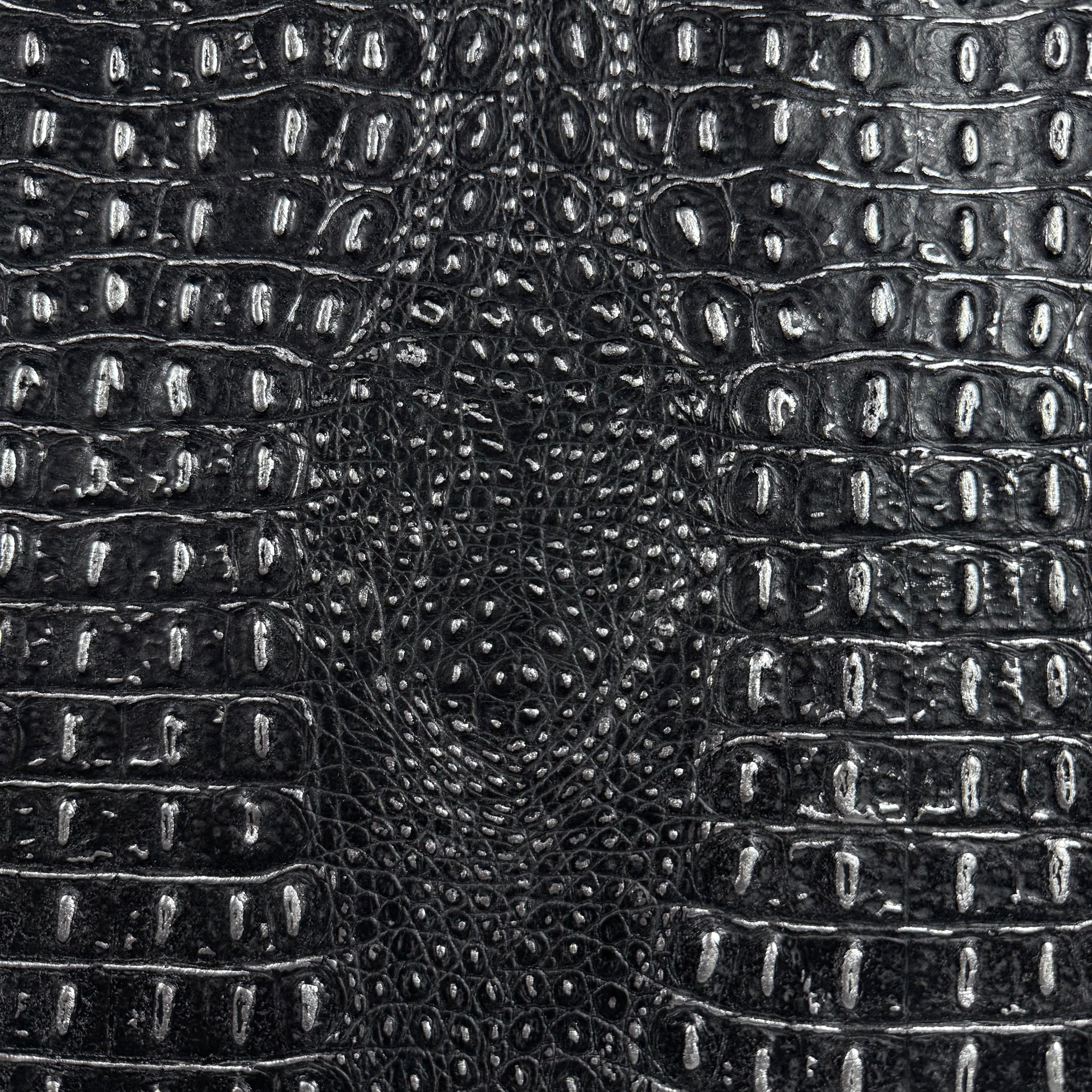 Hornback Croc Embossed Lamb, 1.5 oz - Champagne & Black