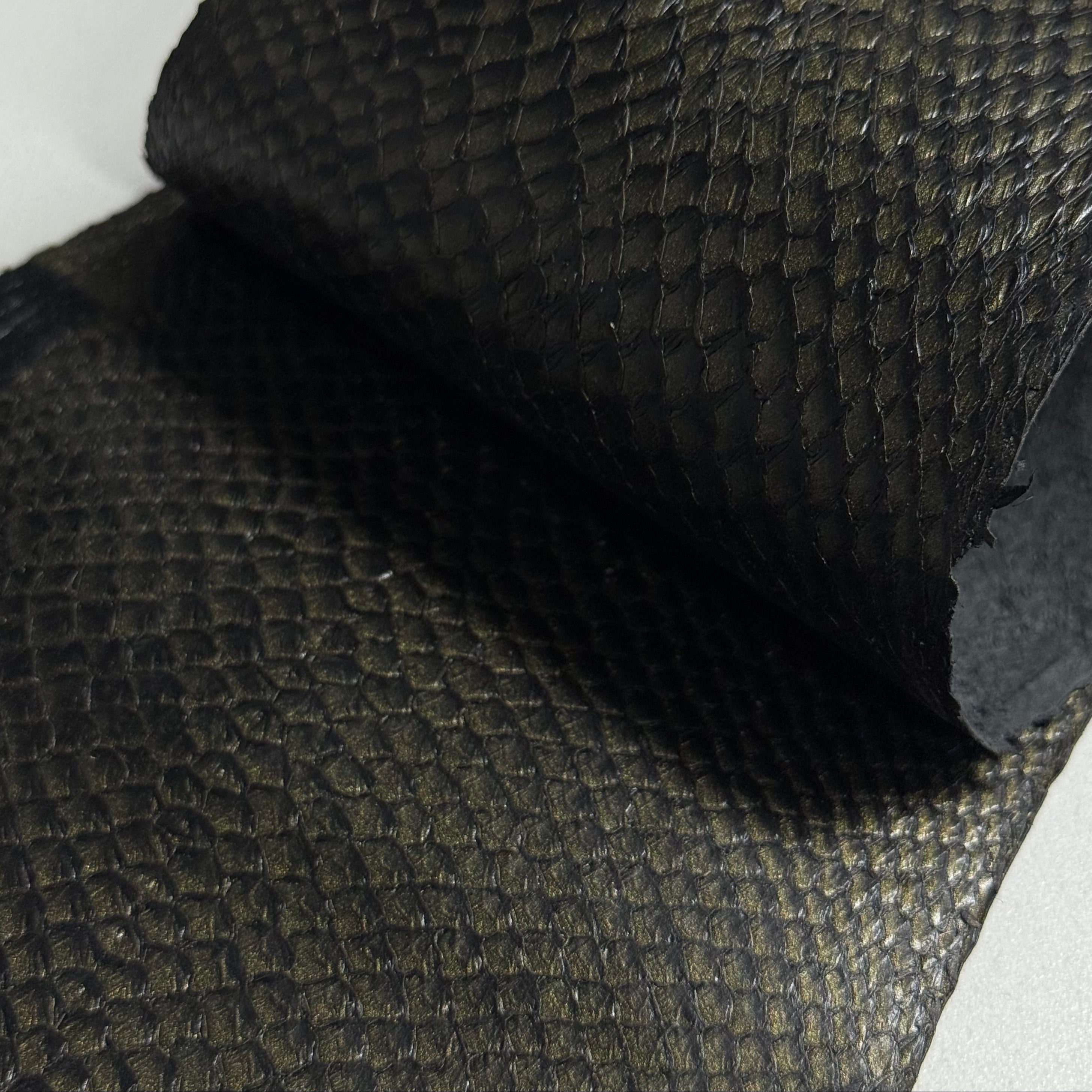 Ictyos French Veg Tan Salmon Skin Leather, 1.5 oz | 19 Colors