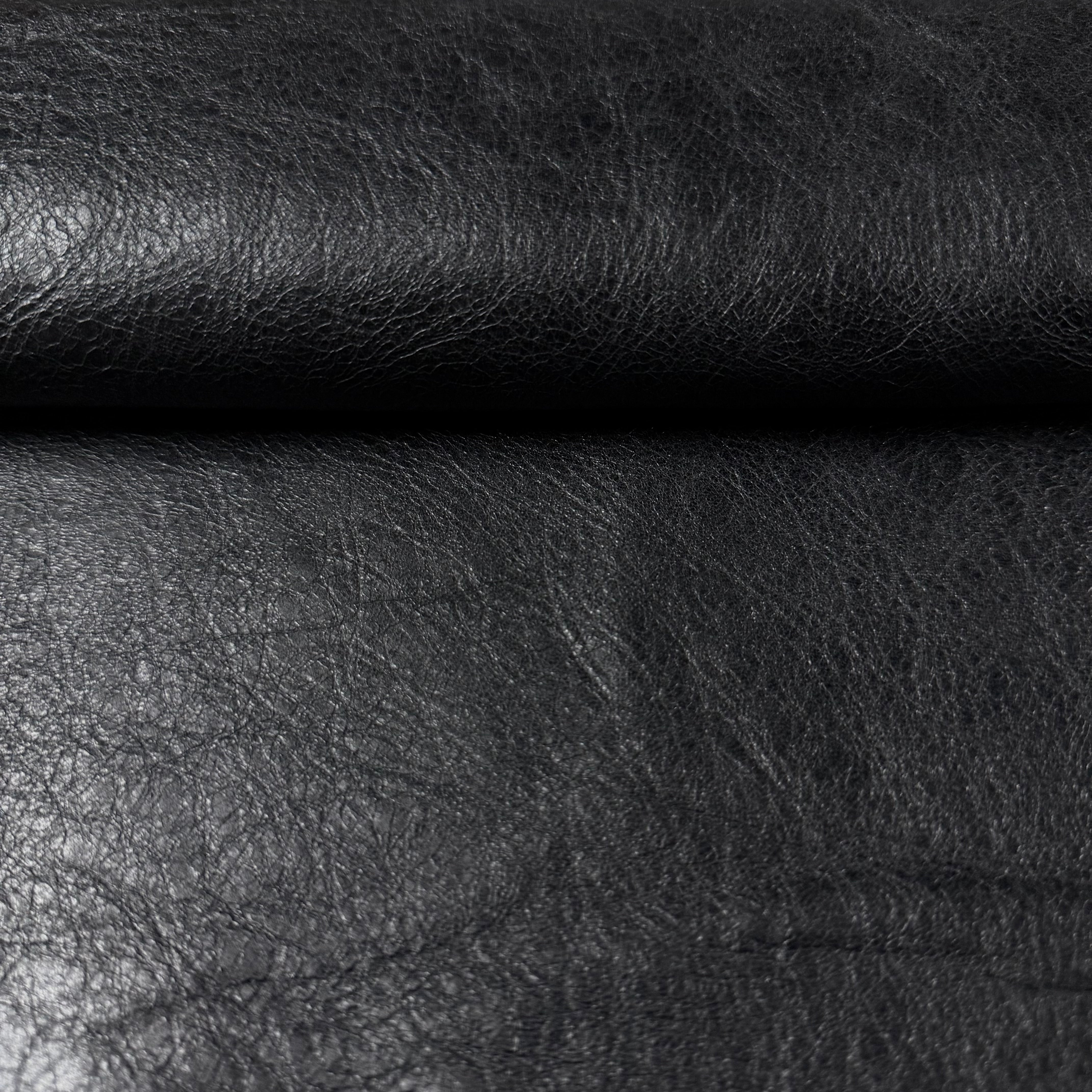 Italian Antique Semi-Glaze Lamb, 2.5 oz - Black