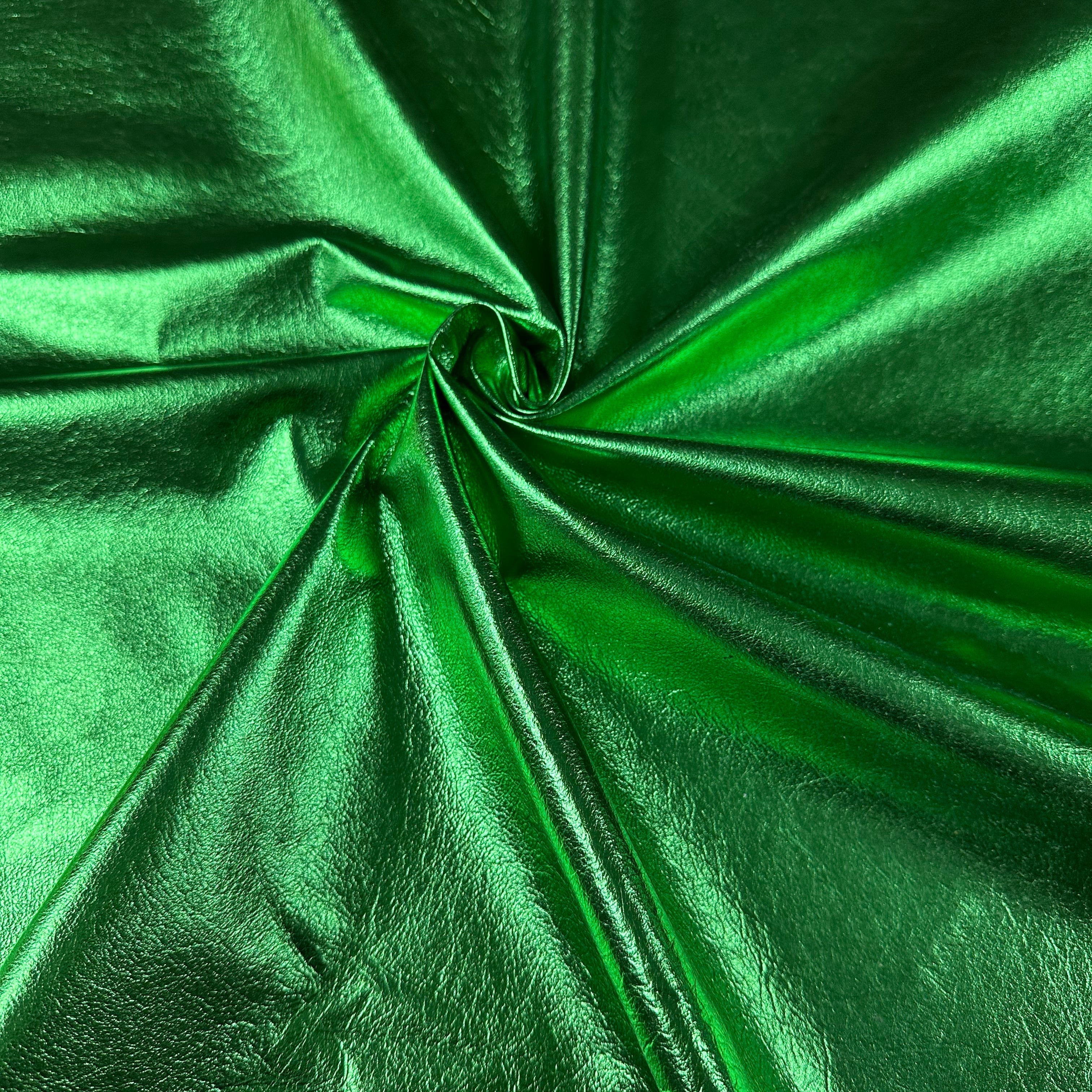 Metallic Foil Pig, 1-2 oz