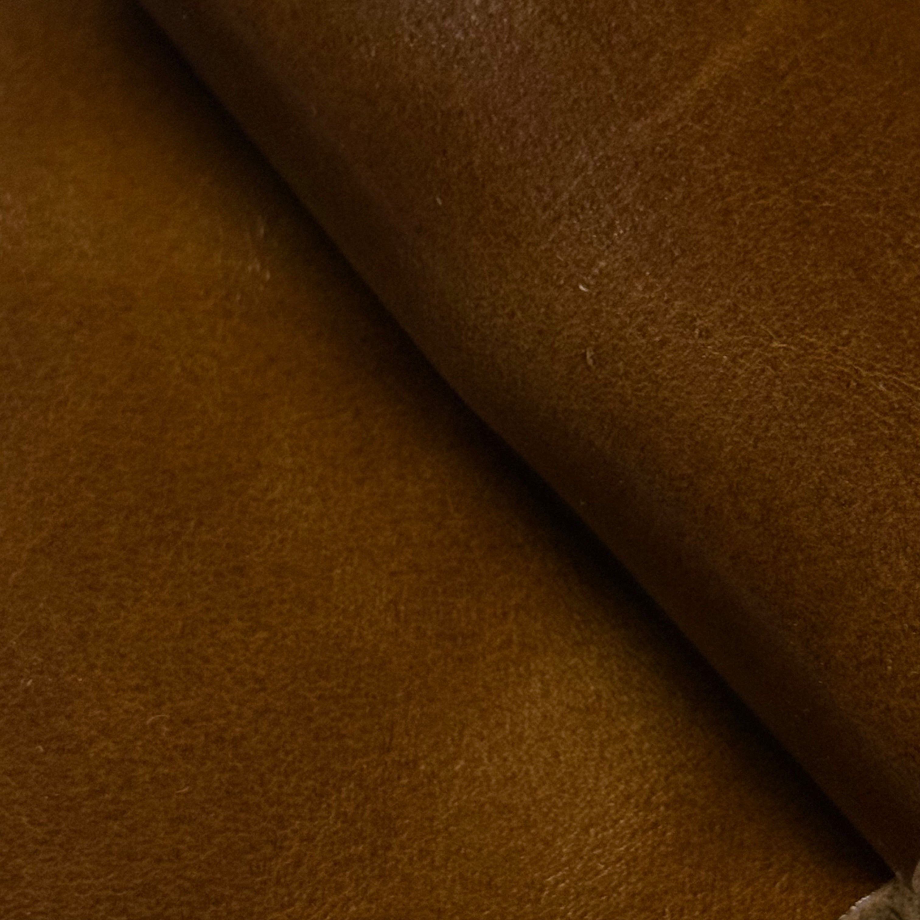 Oil Tanned Pull-Up Cowhide, 3 oz | 15+ Colors