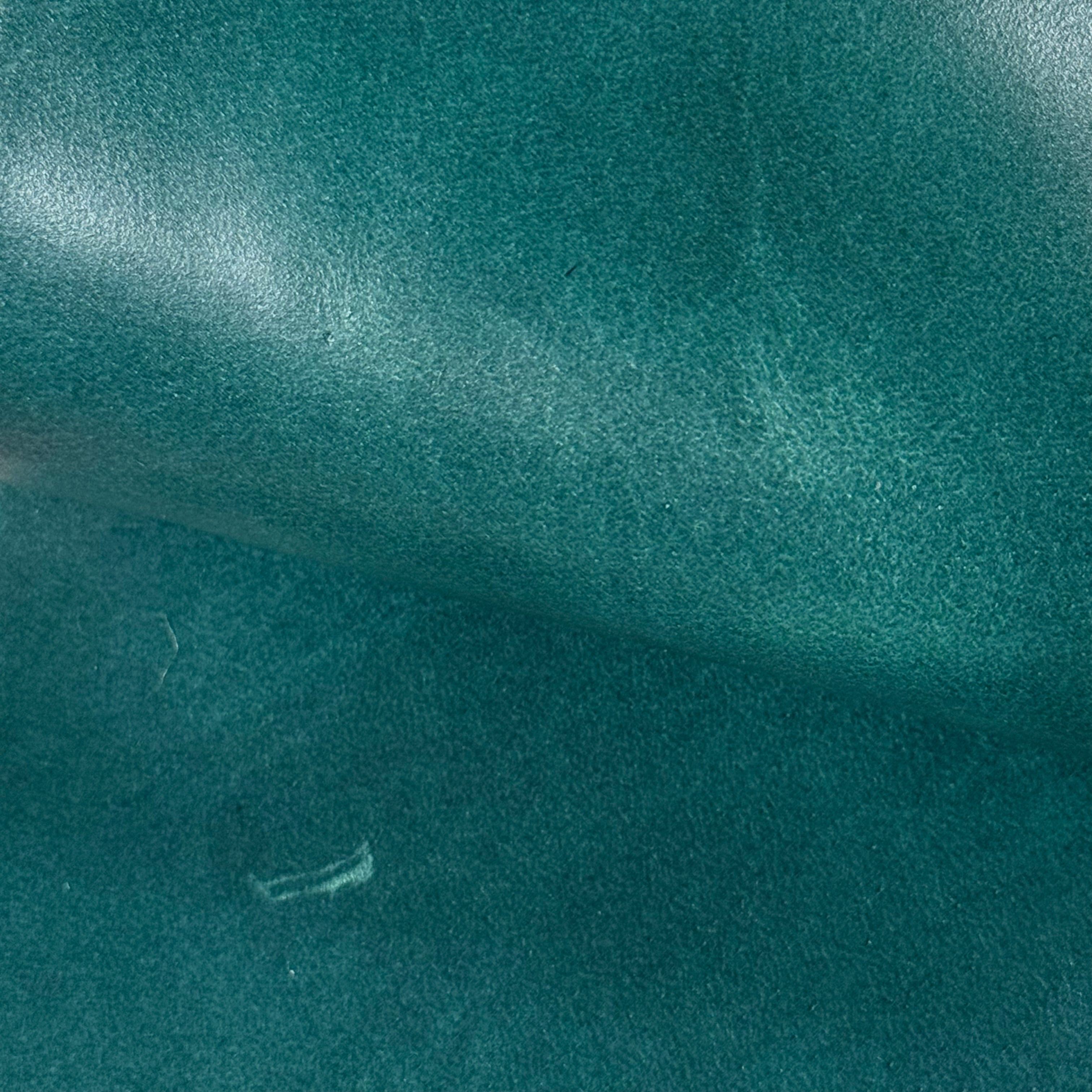 Oil Tanned Pull-Up Cowhide, 3 oz | 15+ Colors