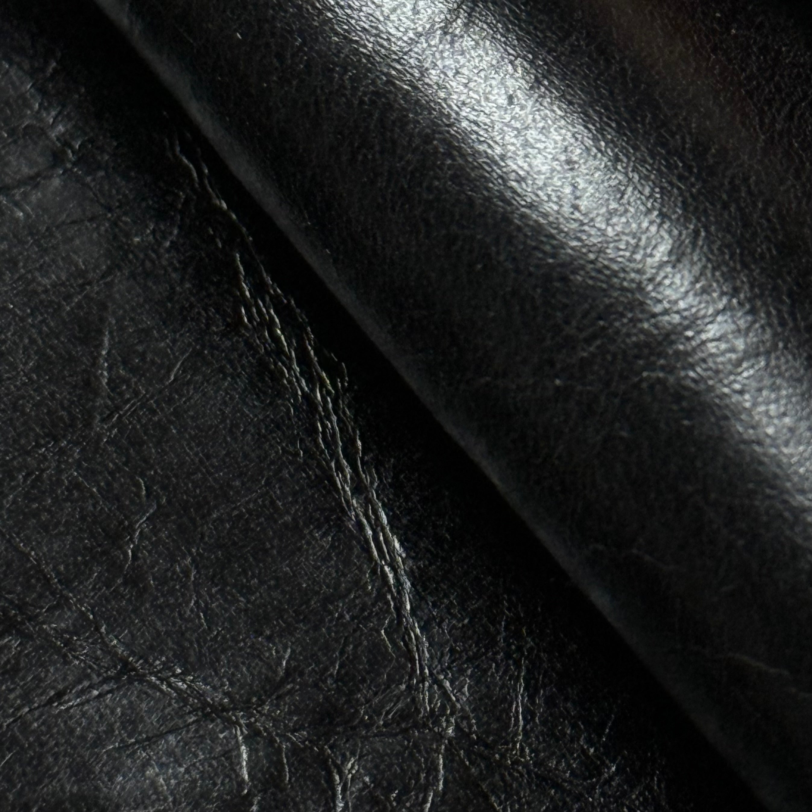 Oil Tanned Pull-Up Cowhide, 3 oz | 15+ Colors