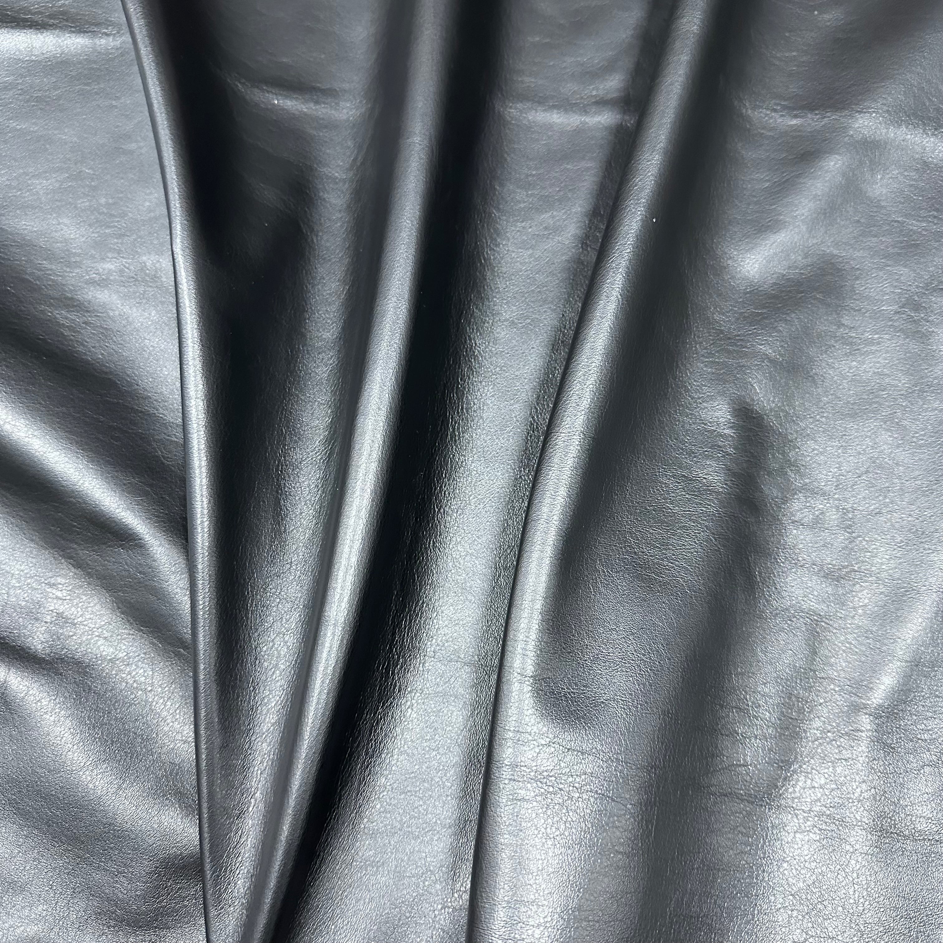 Plonge Cow, 1-2 oz - Black