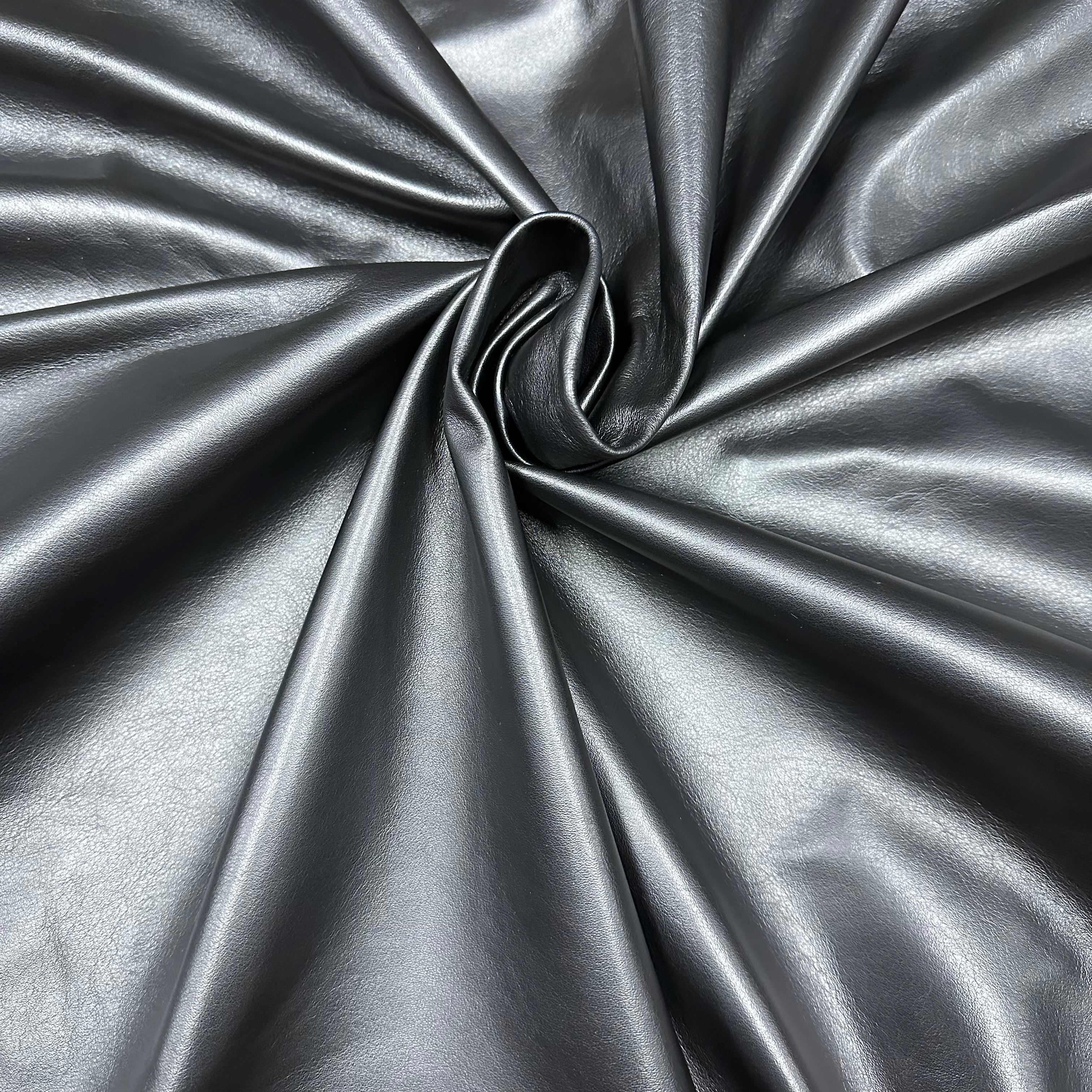 Plonge Cow, 1-2 oz - Black