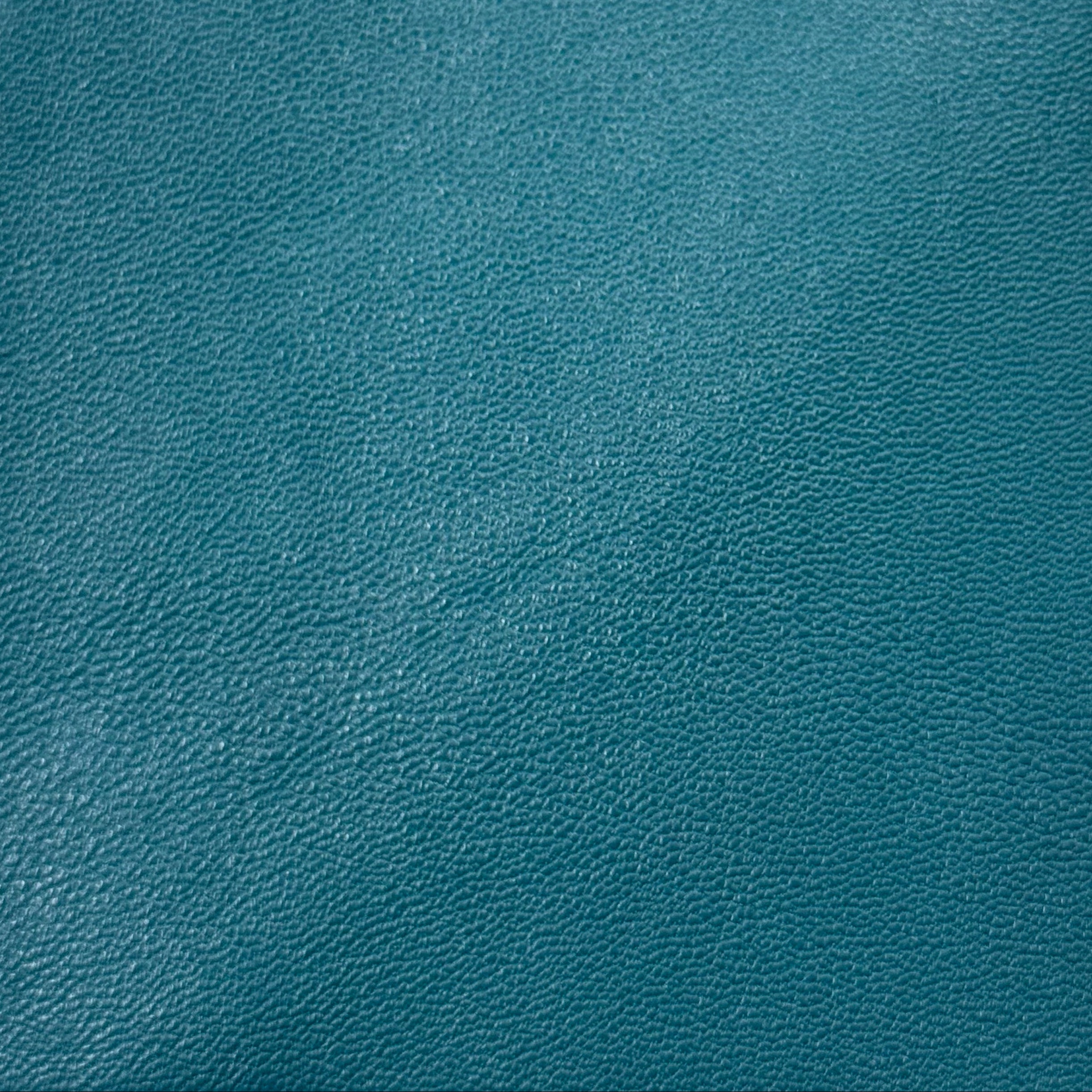 Smooth Grain Upholstery Cow, 3 oz - 20+ Colors