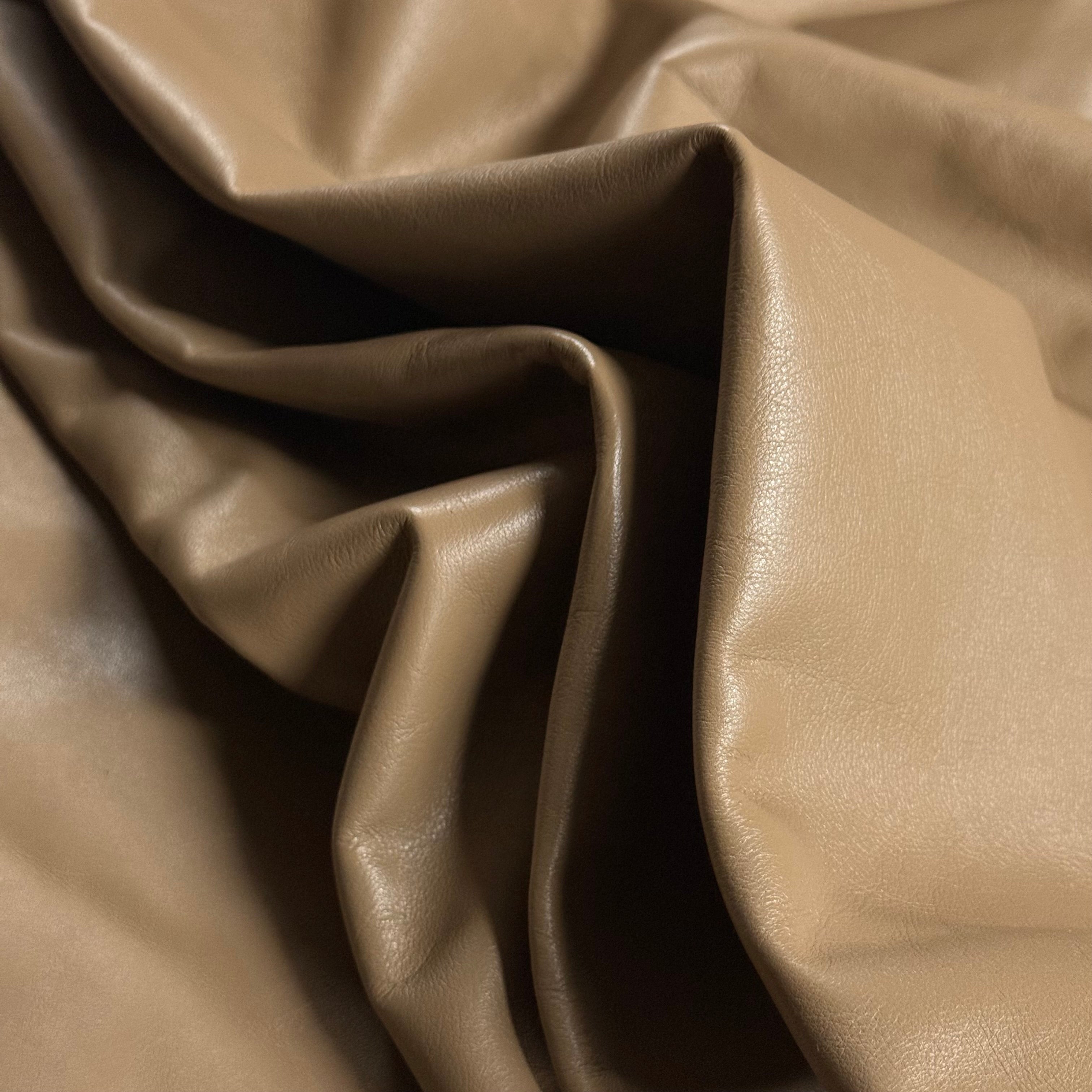 Smooth Grain Upholstery Cow, 3 oz - 20+ Colors