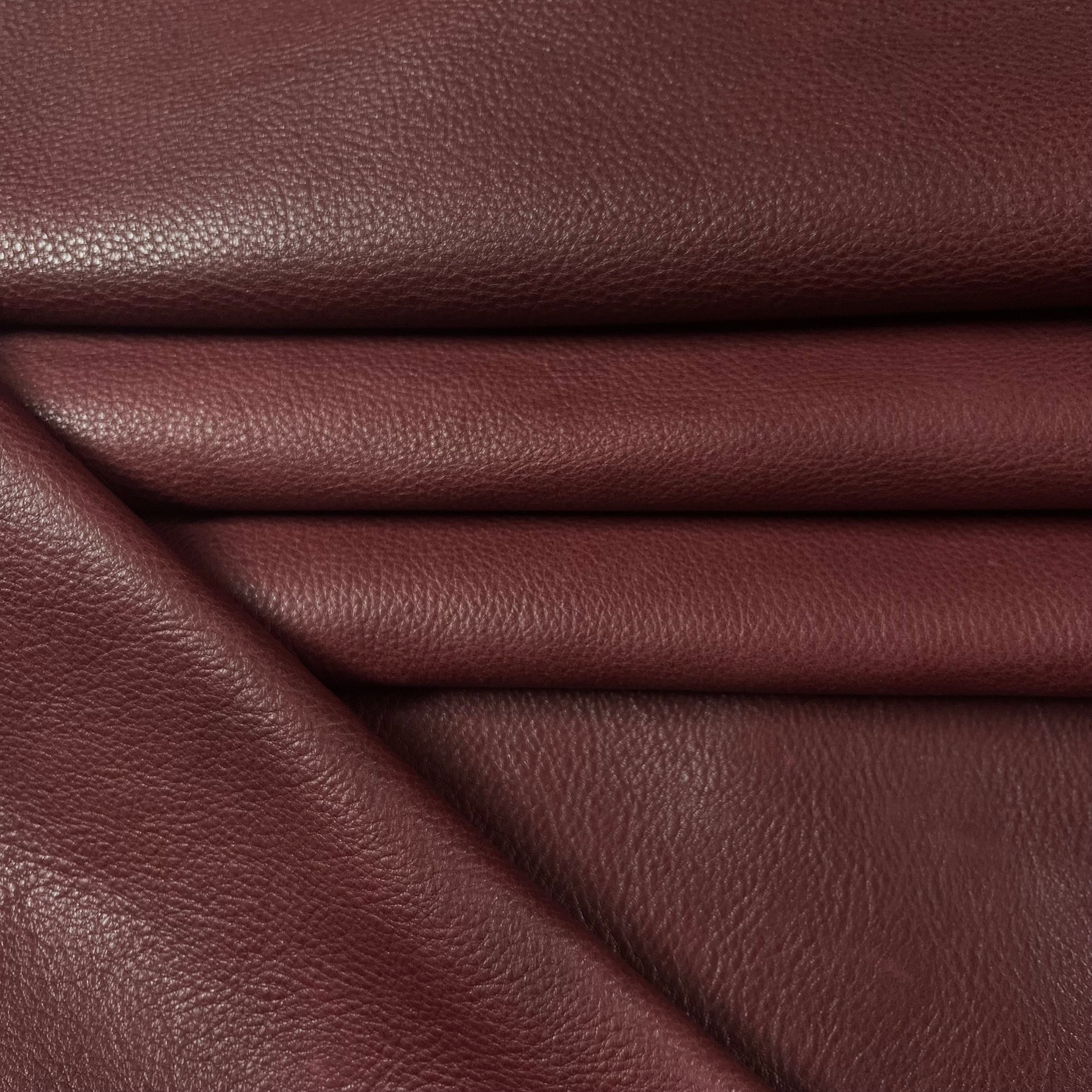 Veg Line - Soft Veg-Tan Cowhide:
Bordeaux